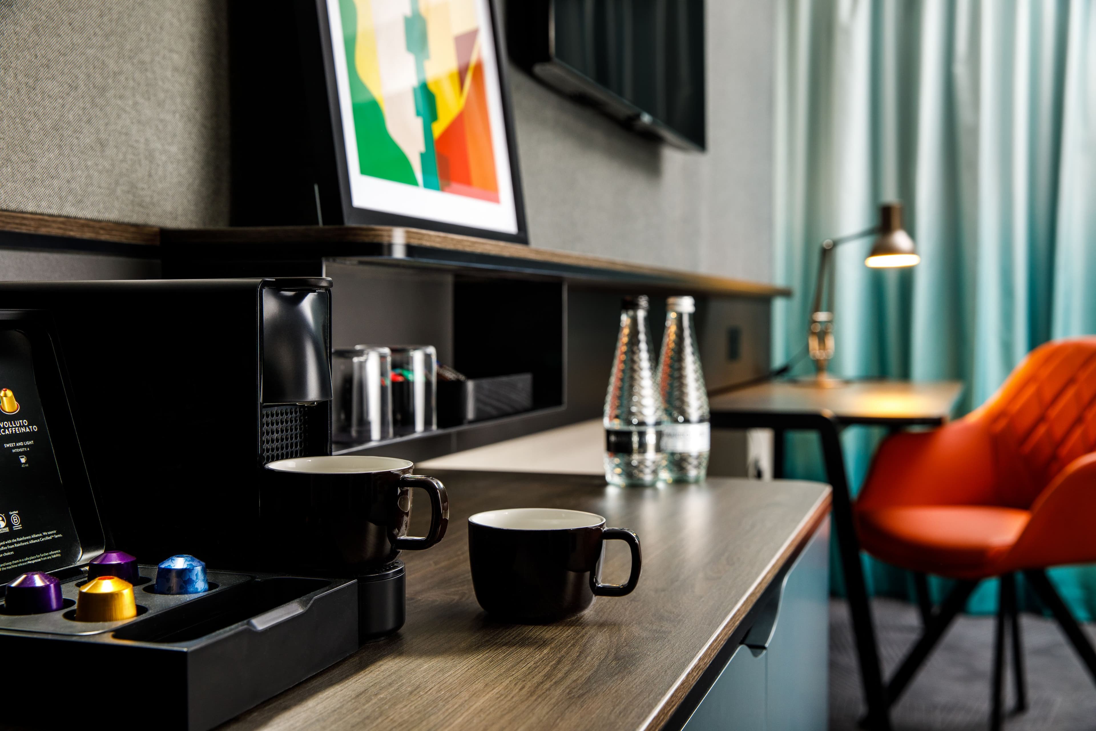 Holiday Inn Manchester Airport — 8