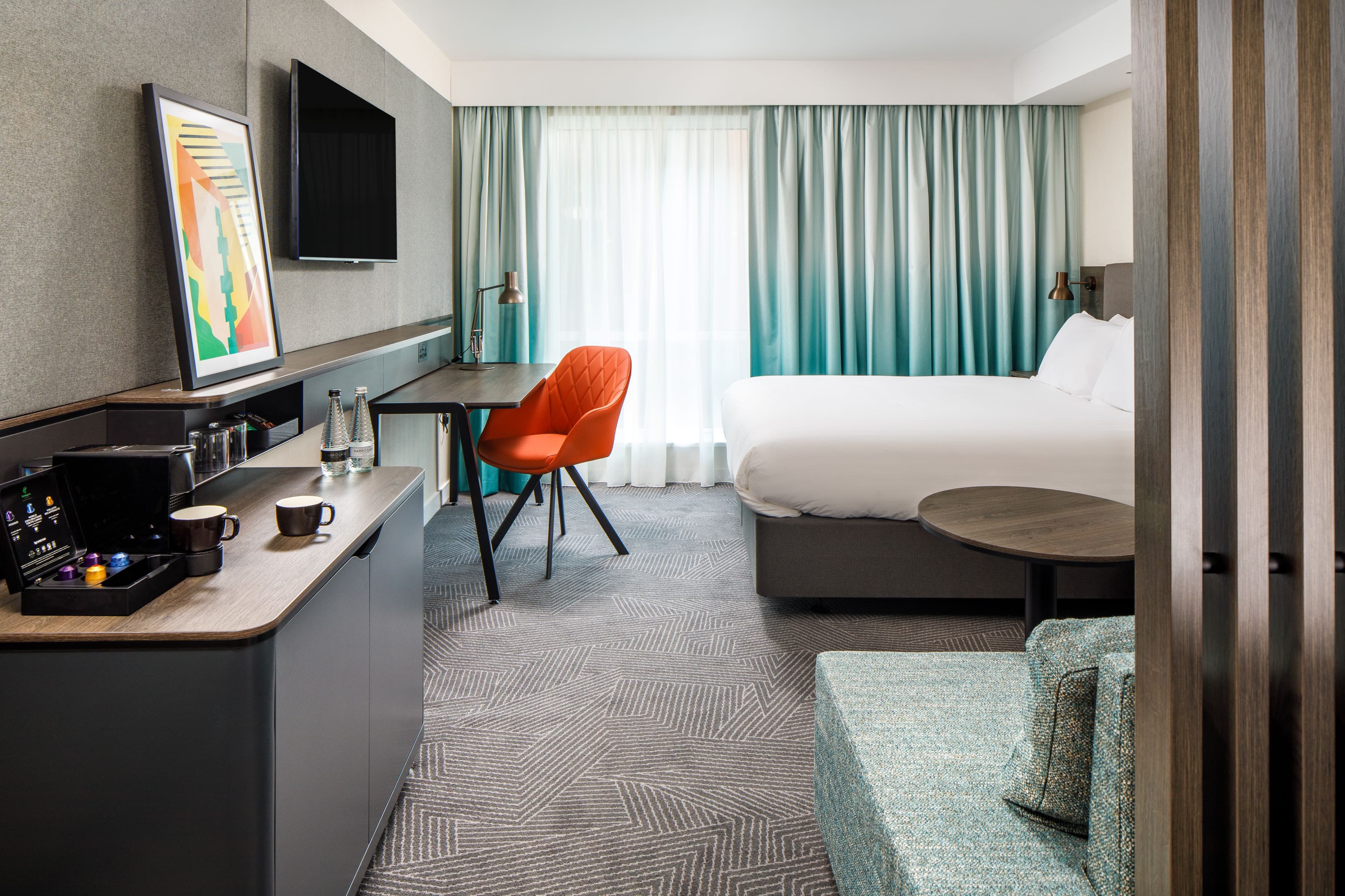 Holiday Inn Manchester Airport — 2