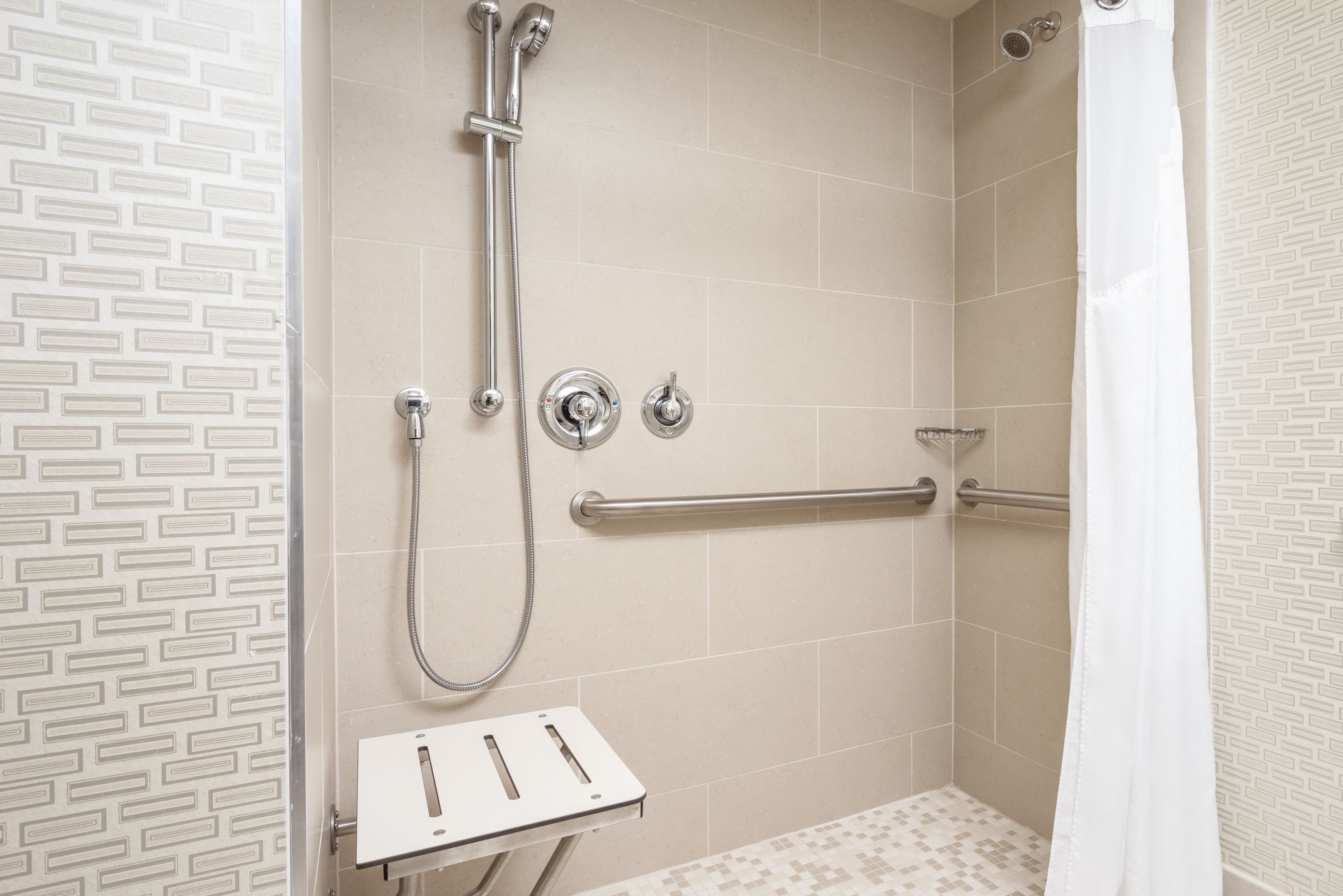 Holiday Inn Manitowoc — 10