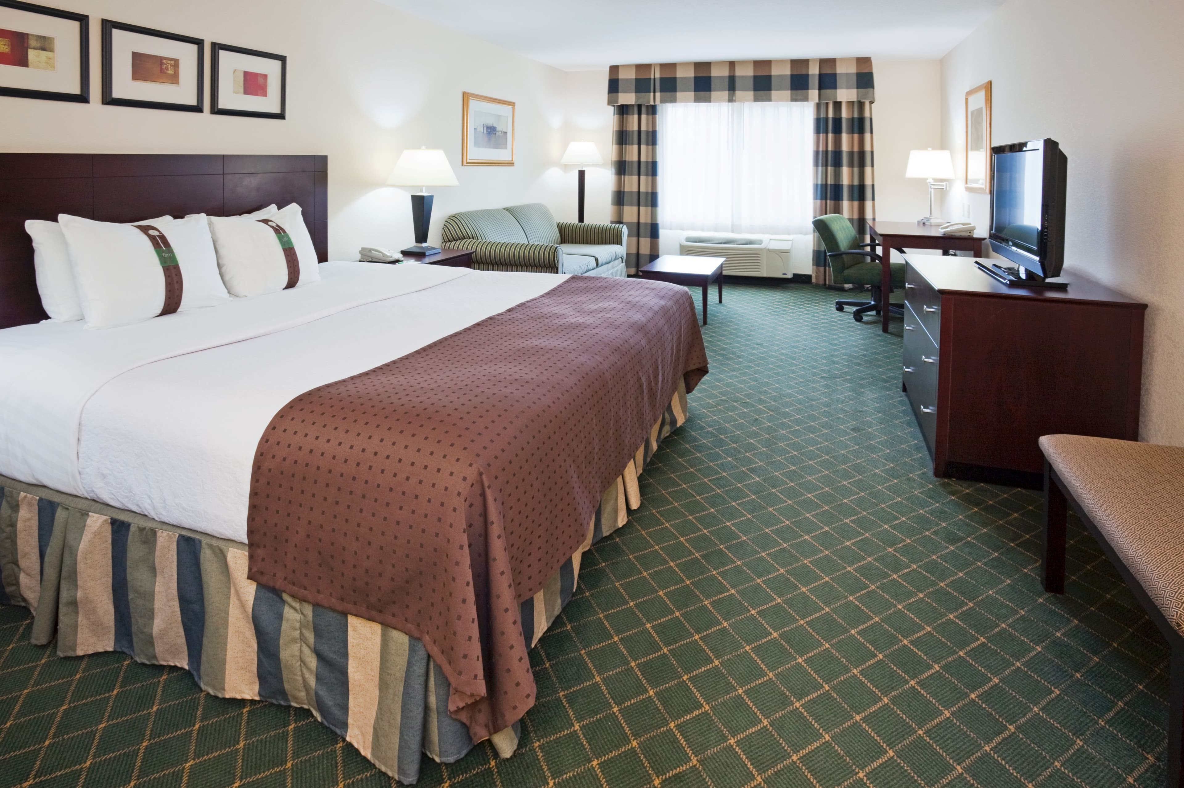 Holiday Inn Conference Ctr Marshfield - Image 3