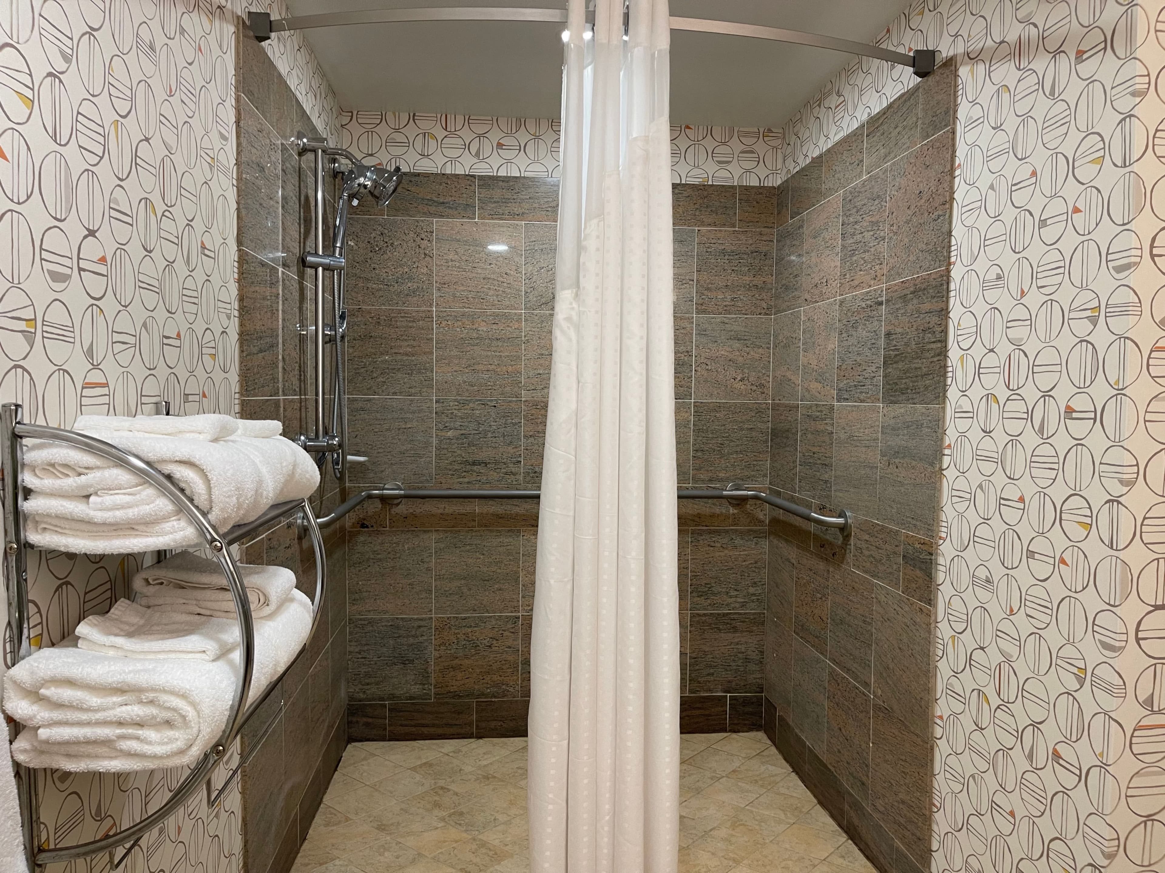 Holiday Inn Martinsburg — 13