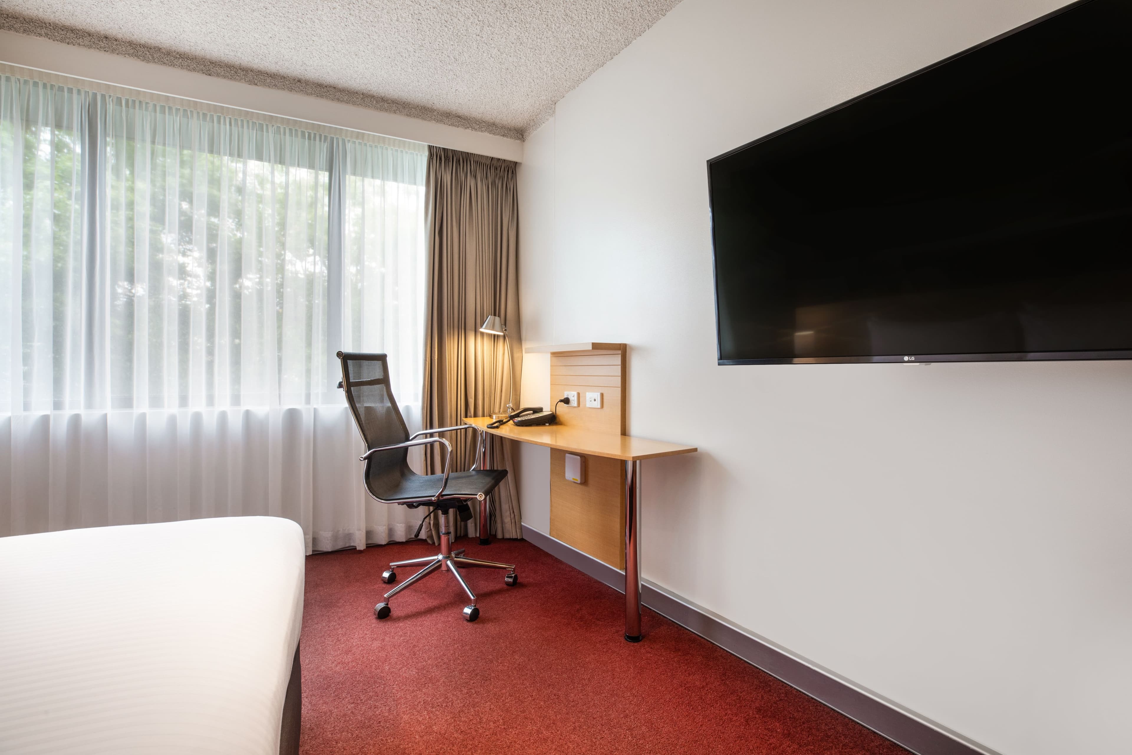 Holiday Inn Melbourne Airport — 10