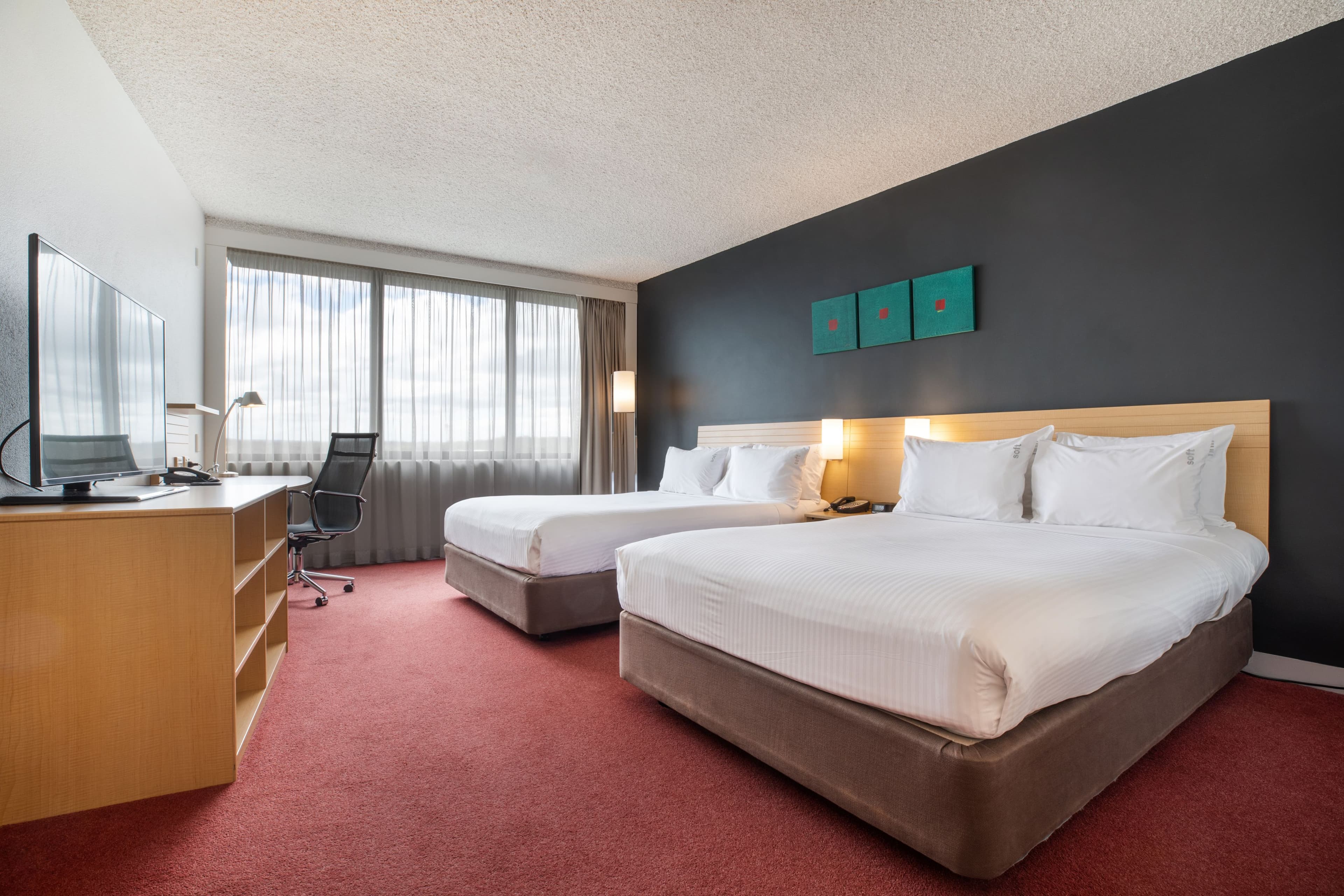 Holiday Inn Melbourne Airport — 12