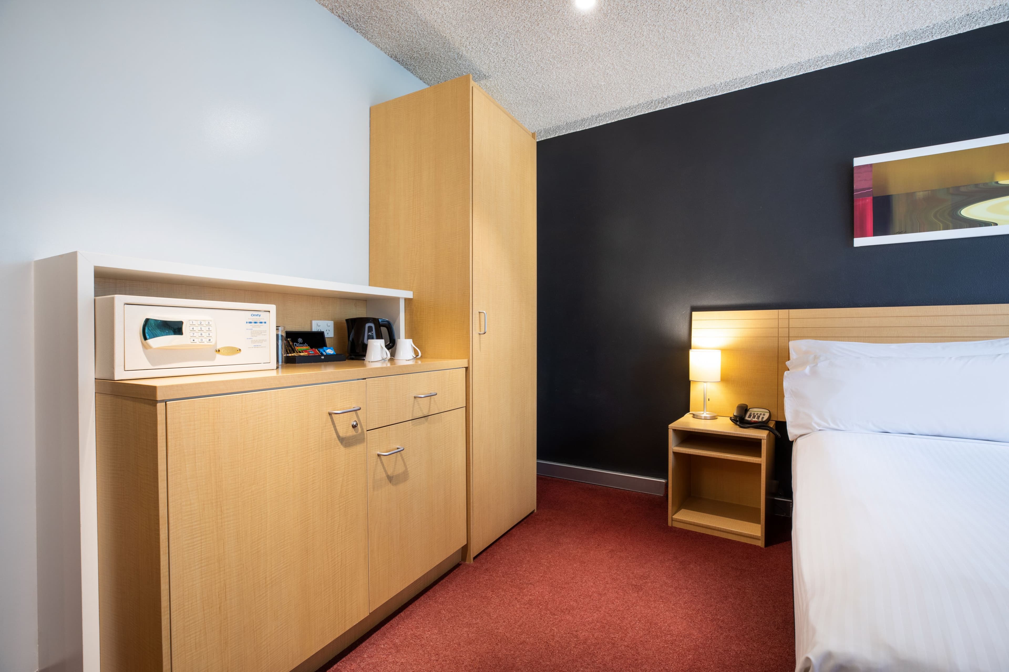 Holiday Inn Melbourne Airport — 8