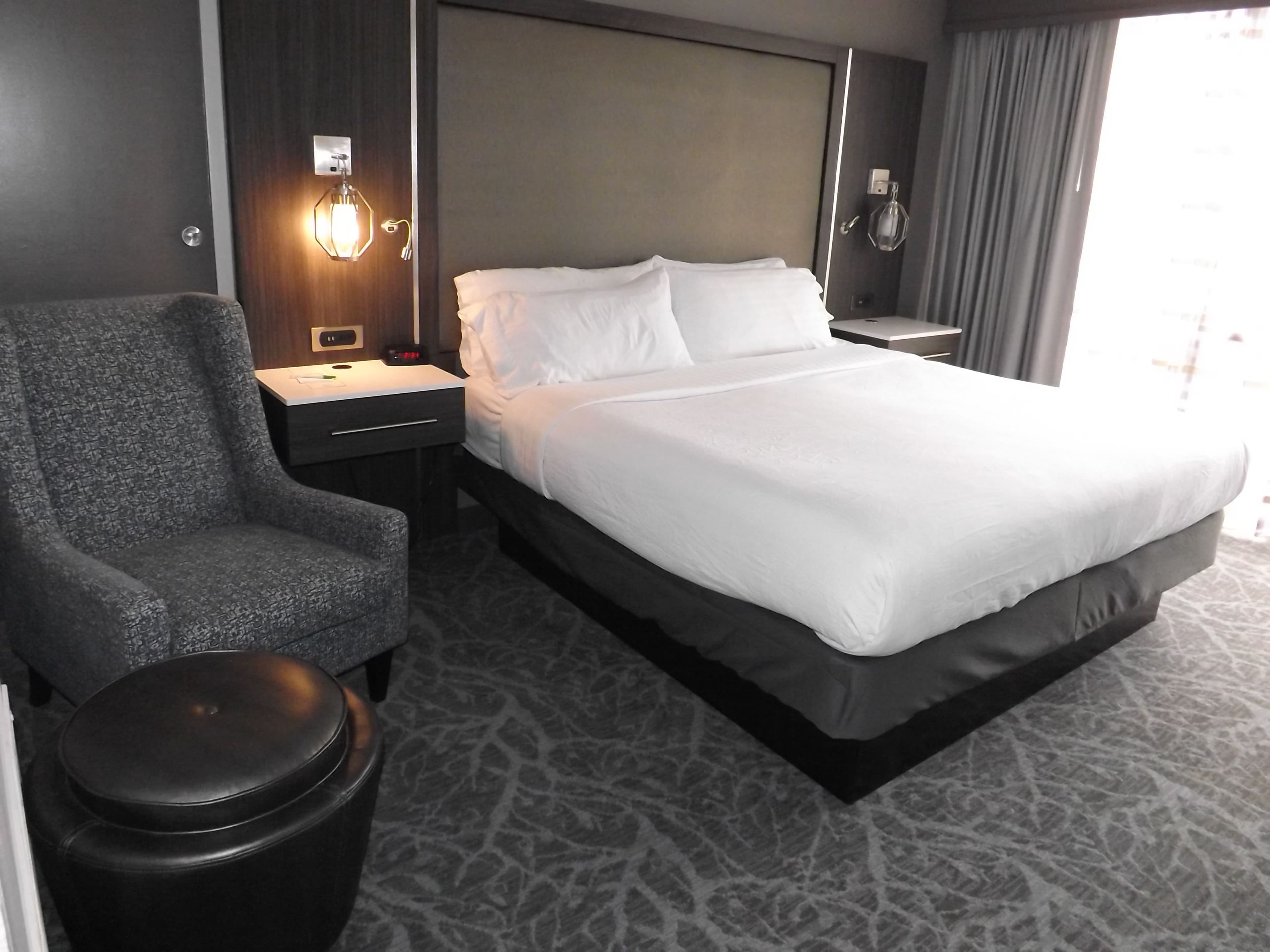 Holiday Inn Memphis-Downtown (Beale St.) — 4