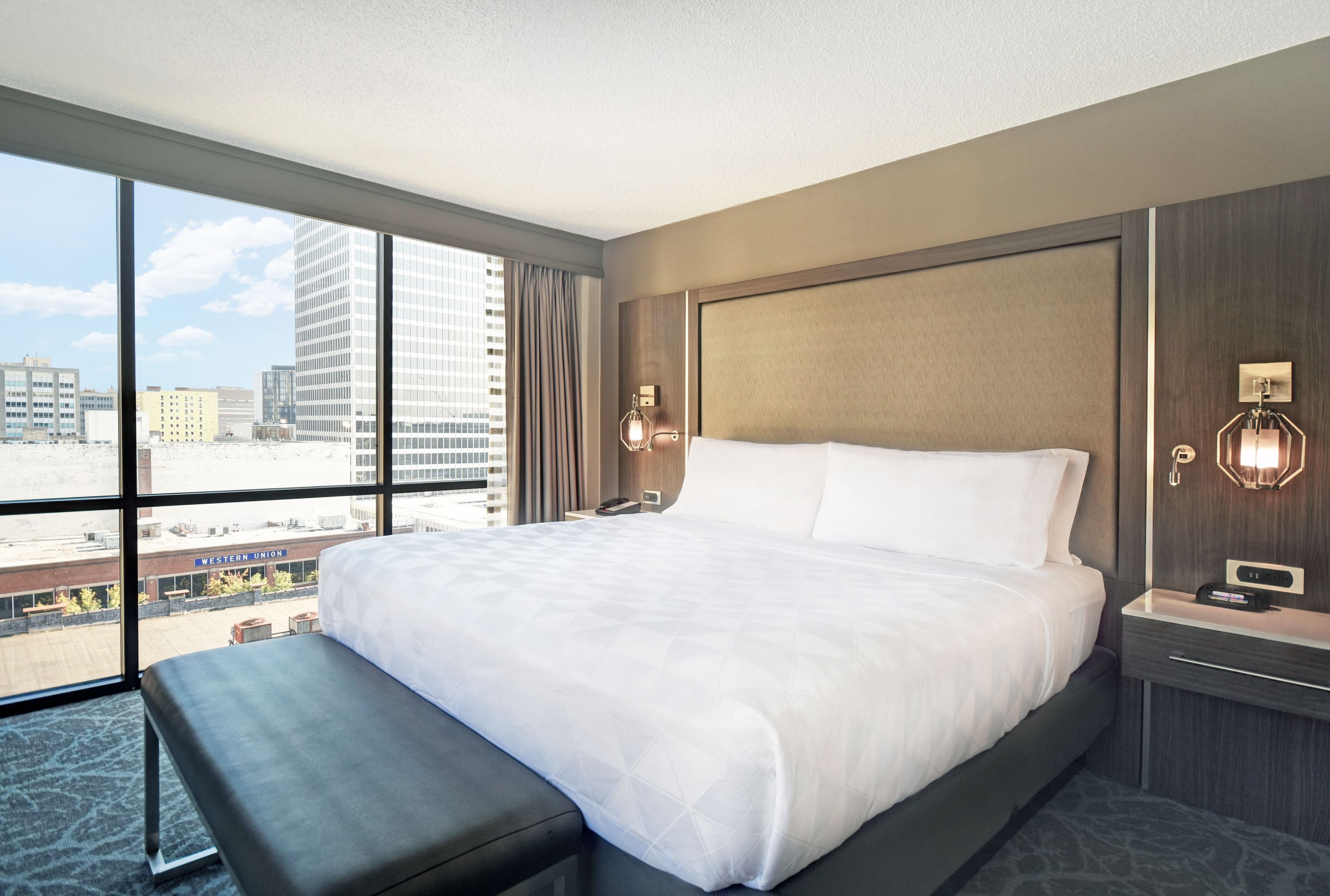 Holiday Inn Memphis-Downtown (Beale St.) — 8