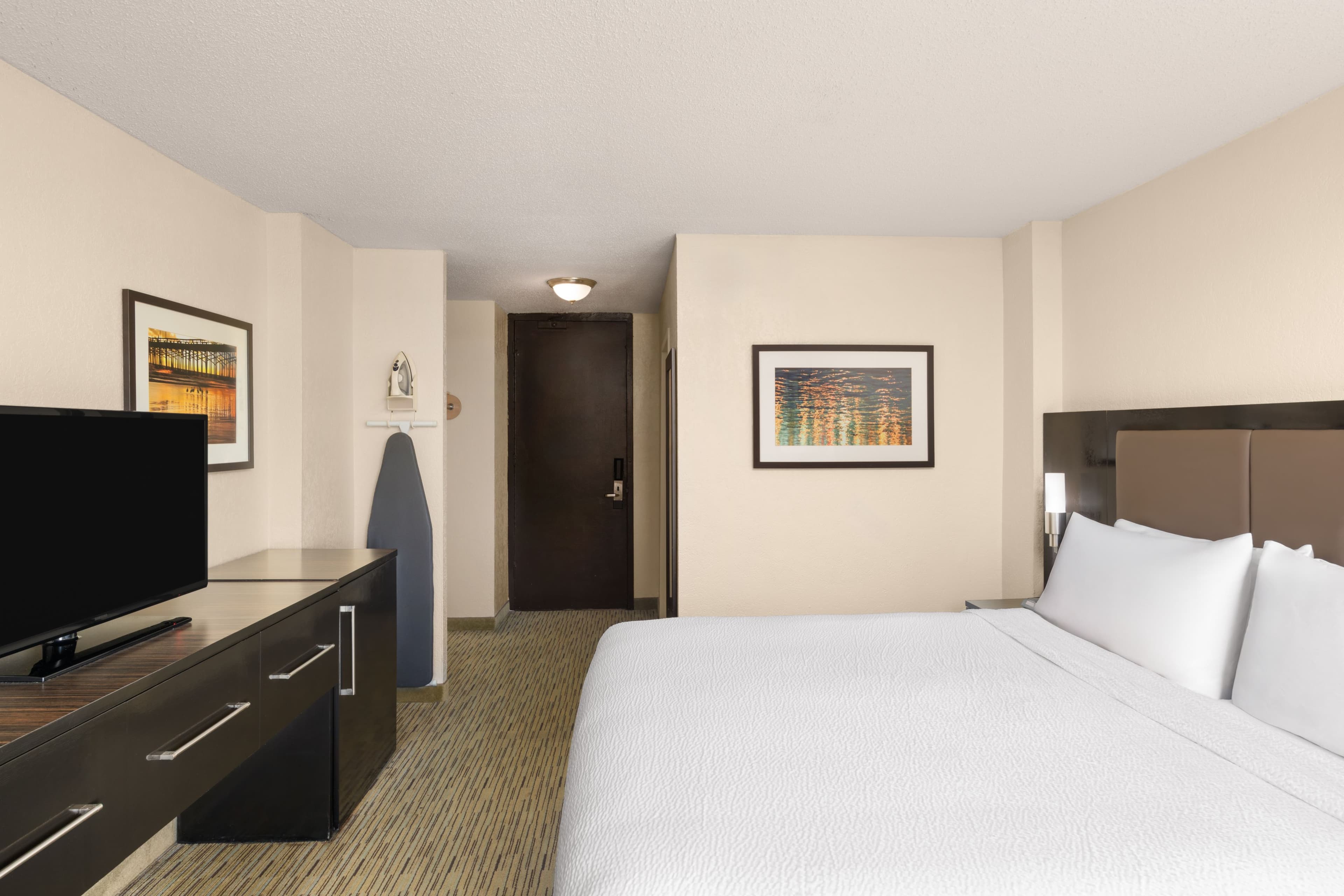 Holiday Inn Miami-International Airport - Image 4