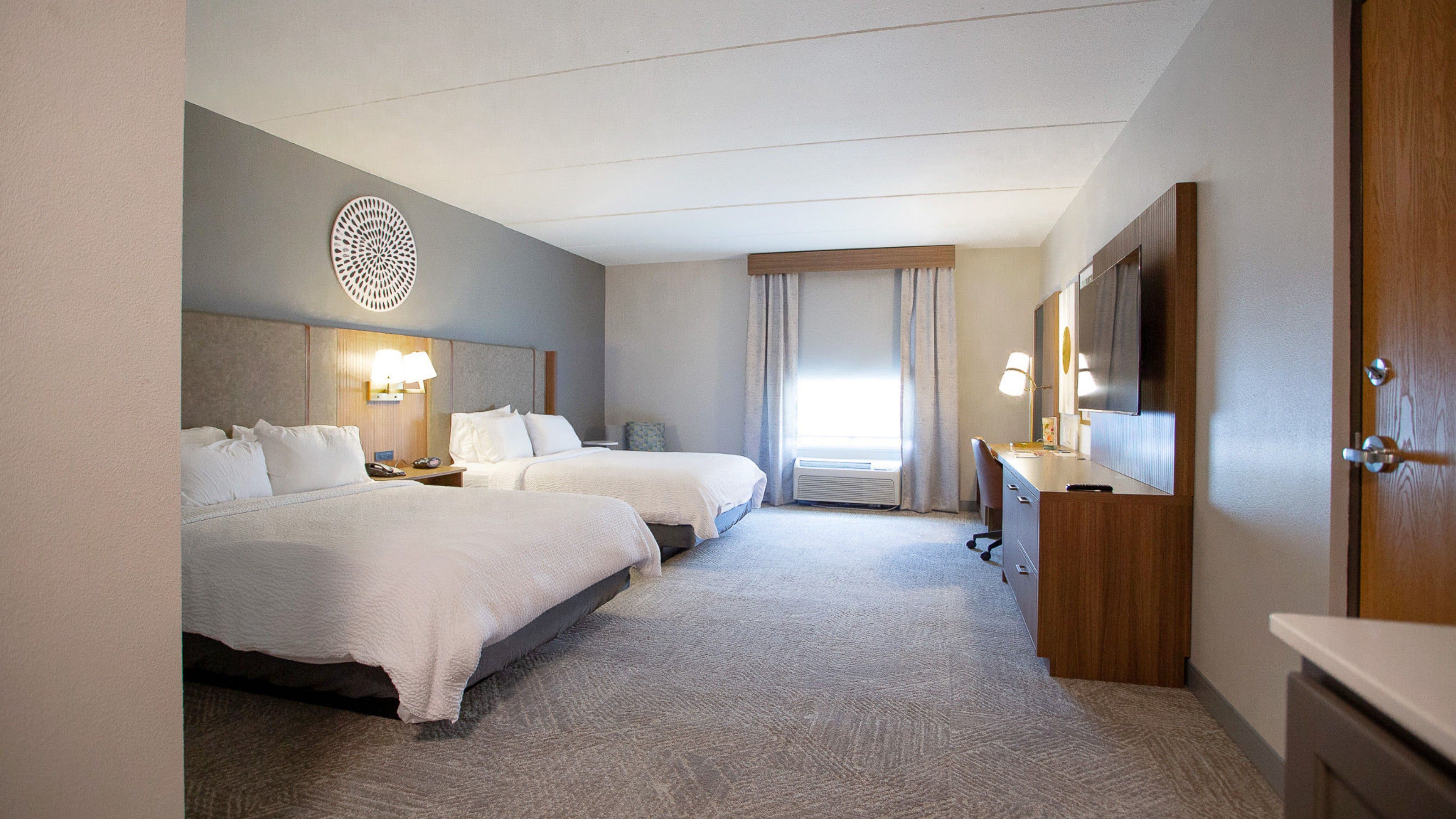 Holiday Inn Midland — 18