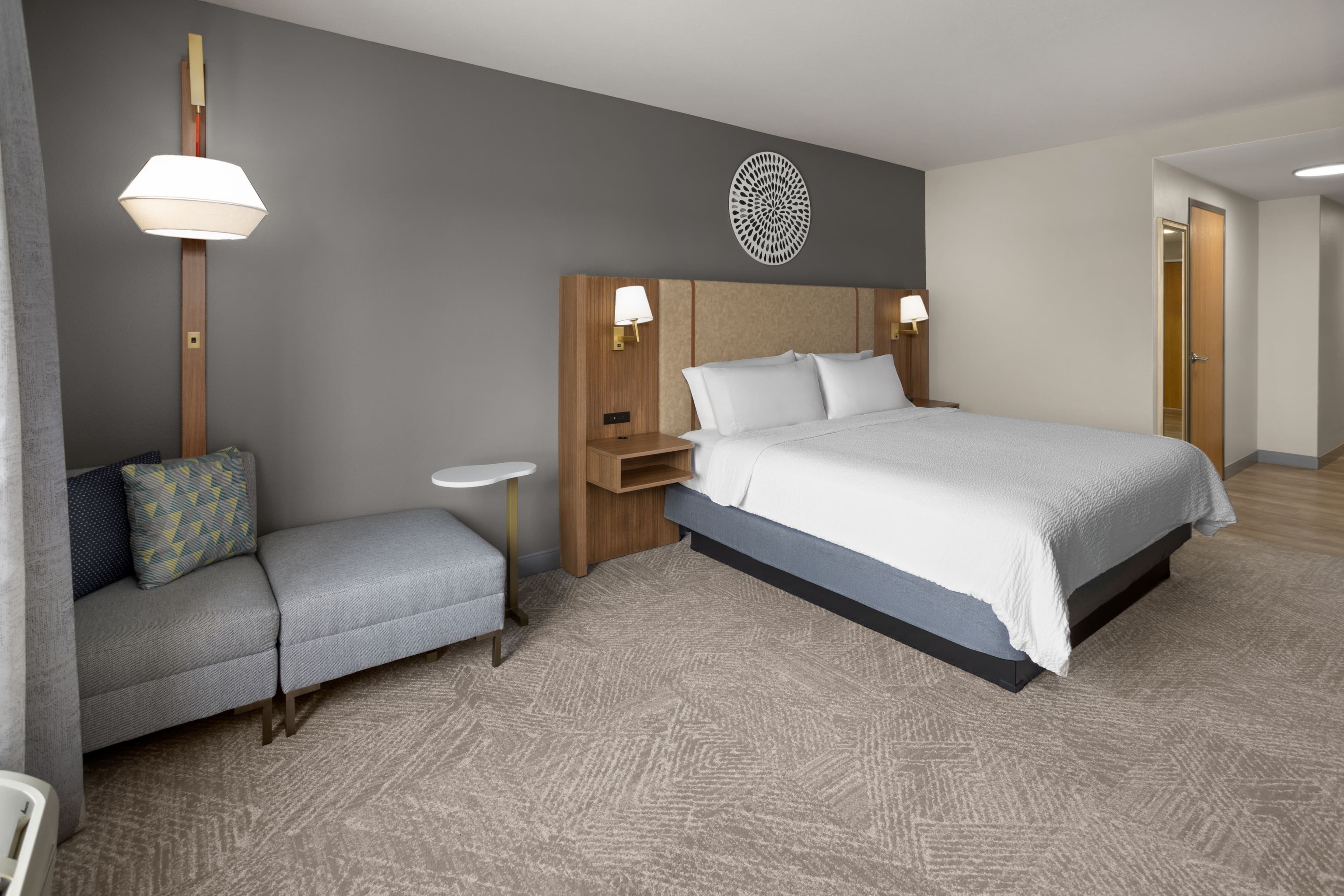Holiday Inn Midland — 10