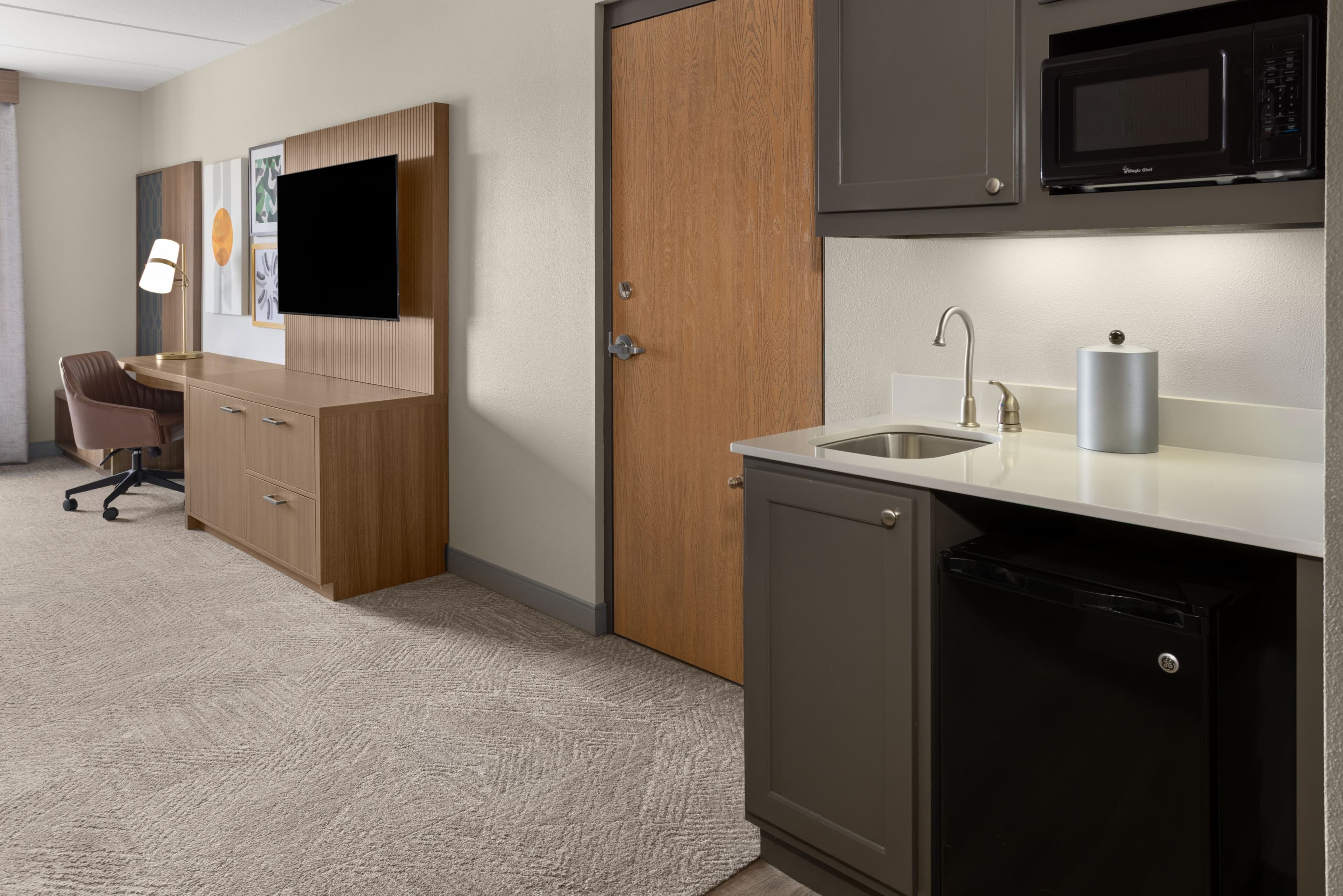Holiday Inn Midland — 31