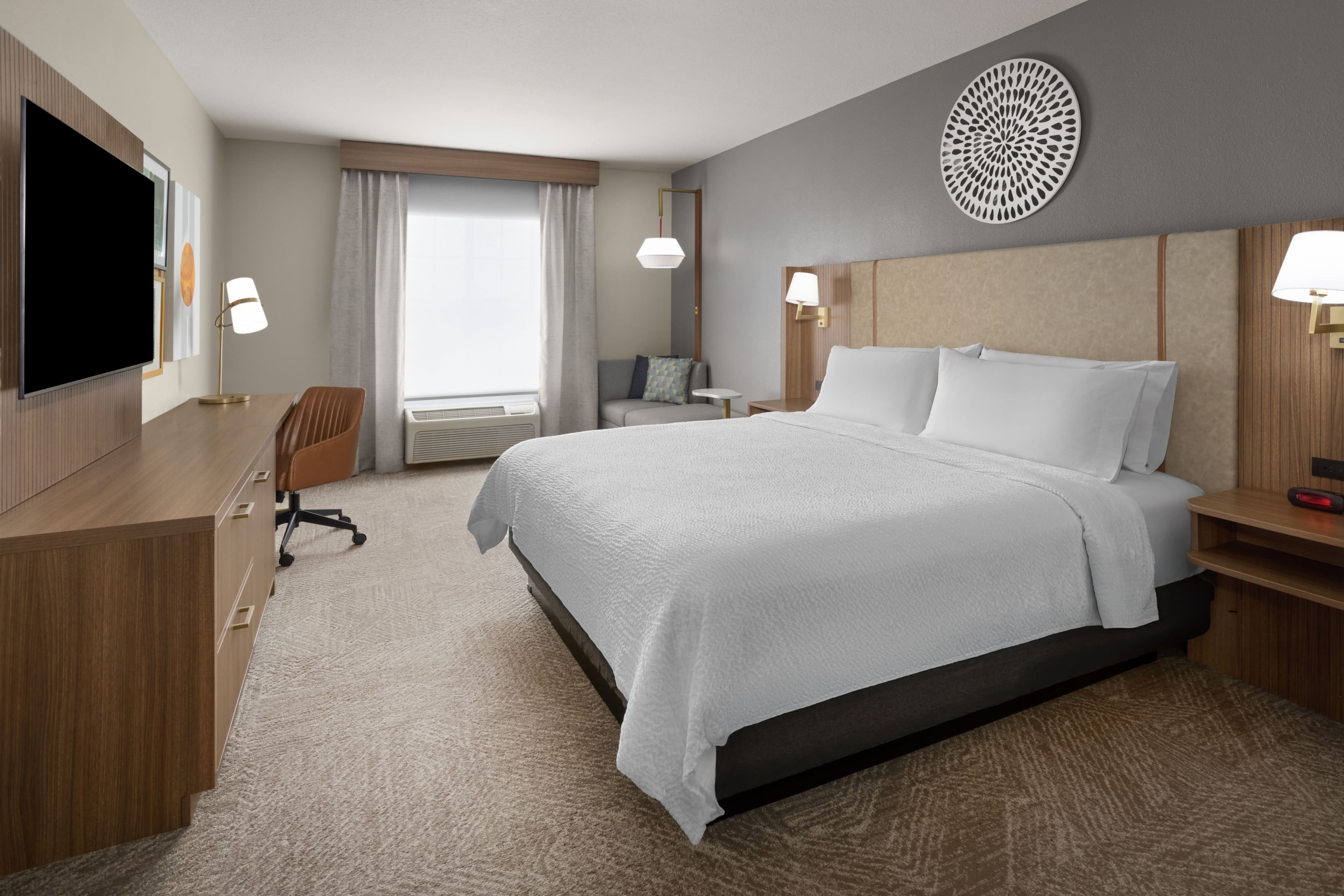 Holiday Inn Midland — 8