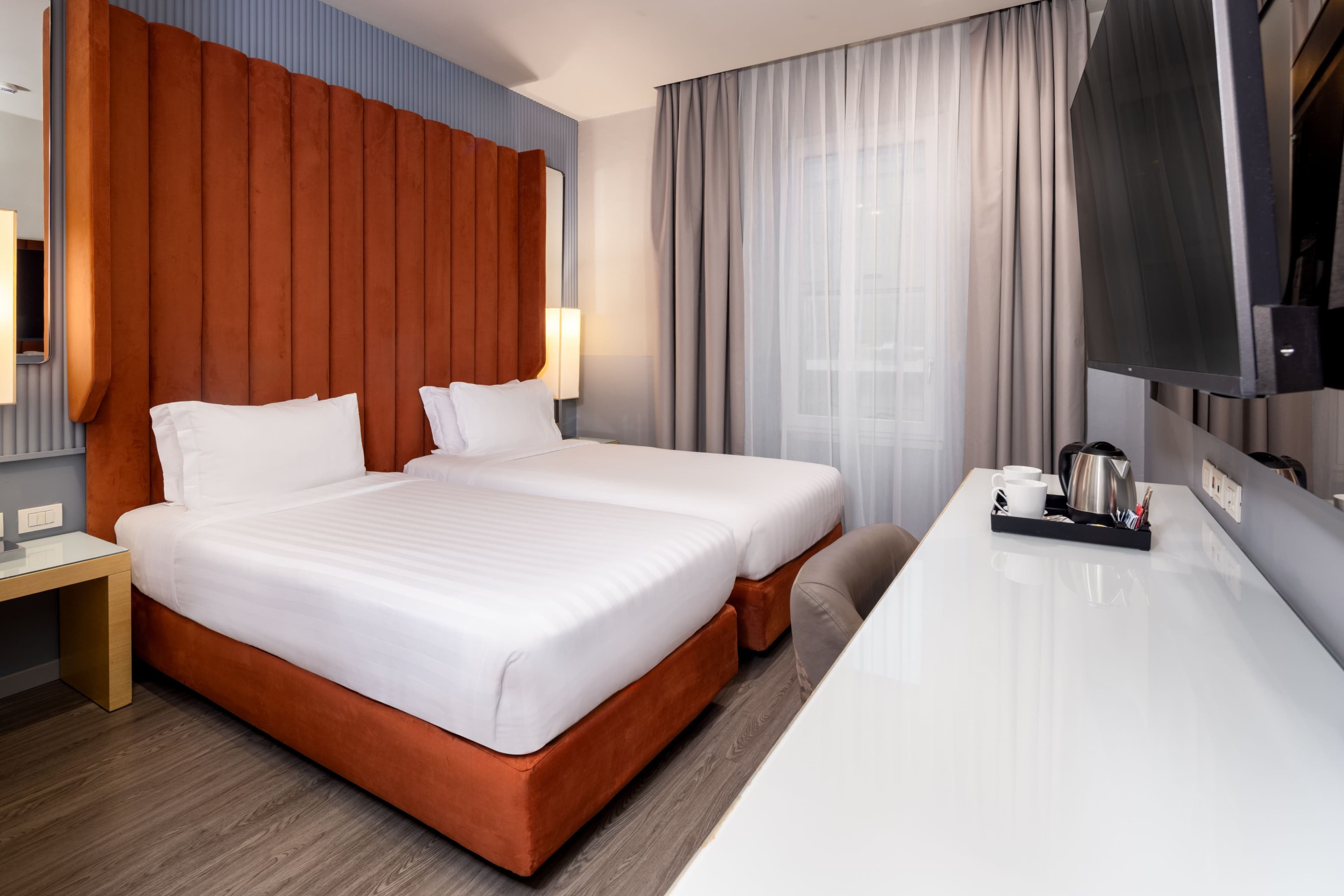 Holiday Inn Milan - Garibaldi Station — 9
