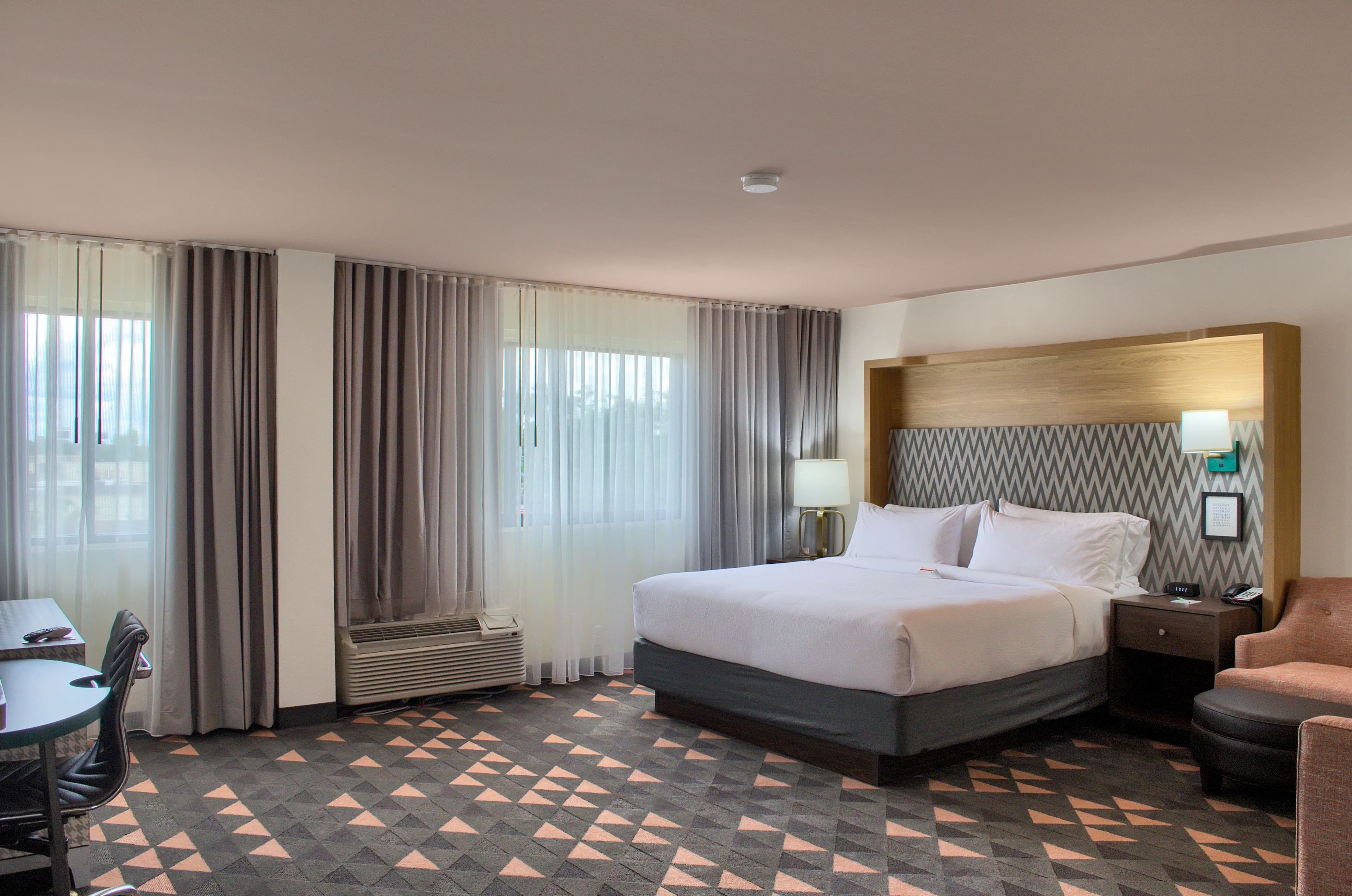 Holiday Inn Mobile West - I-10 — 7