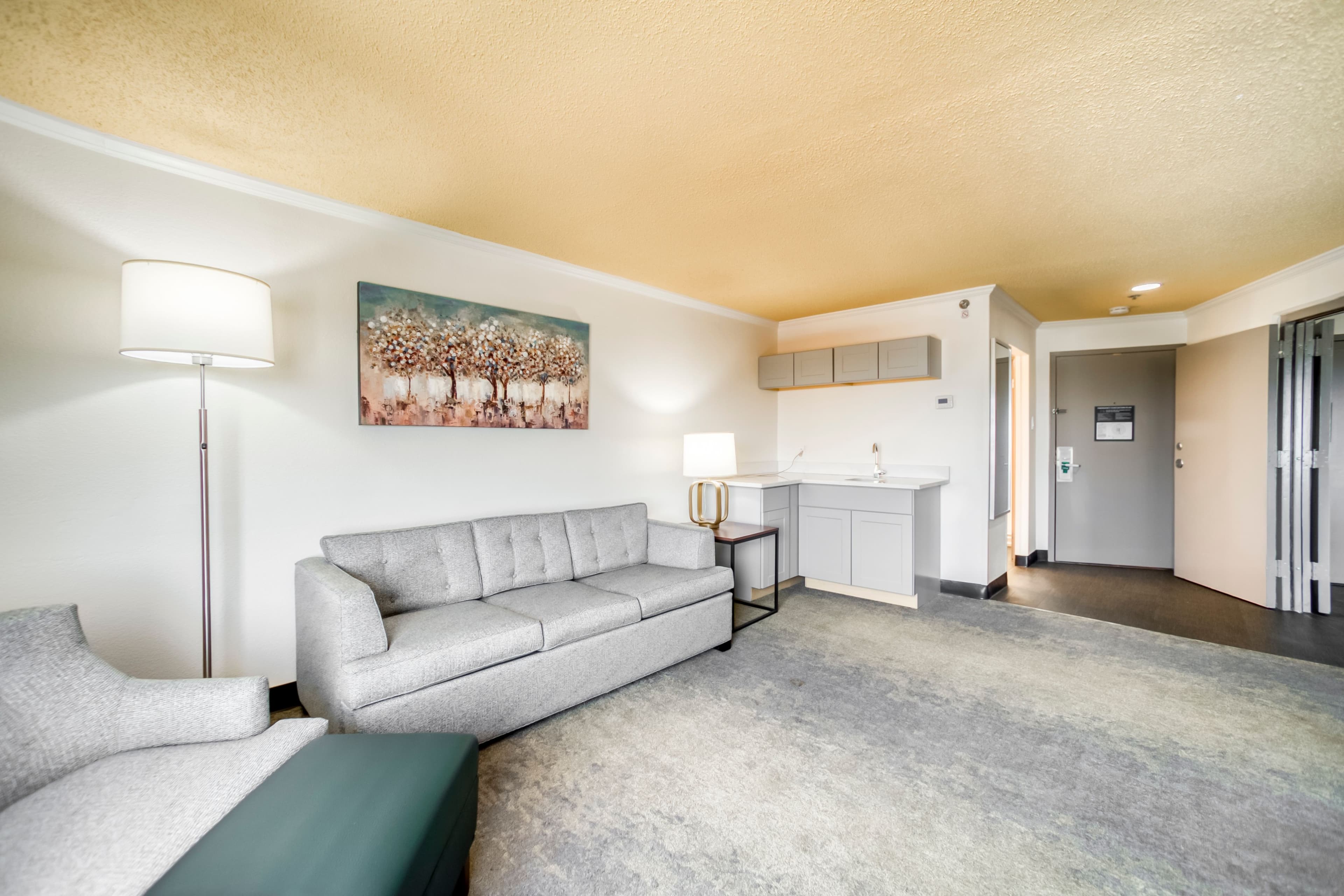 Holiday Inn Mobile-Dwtn/Hist. District — 99