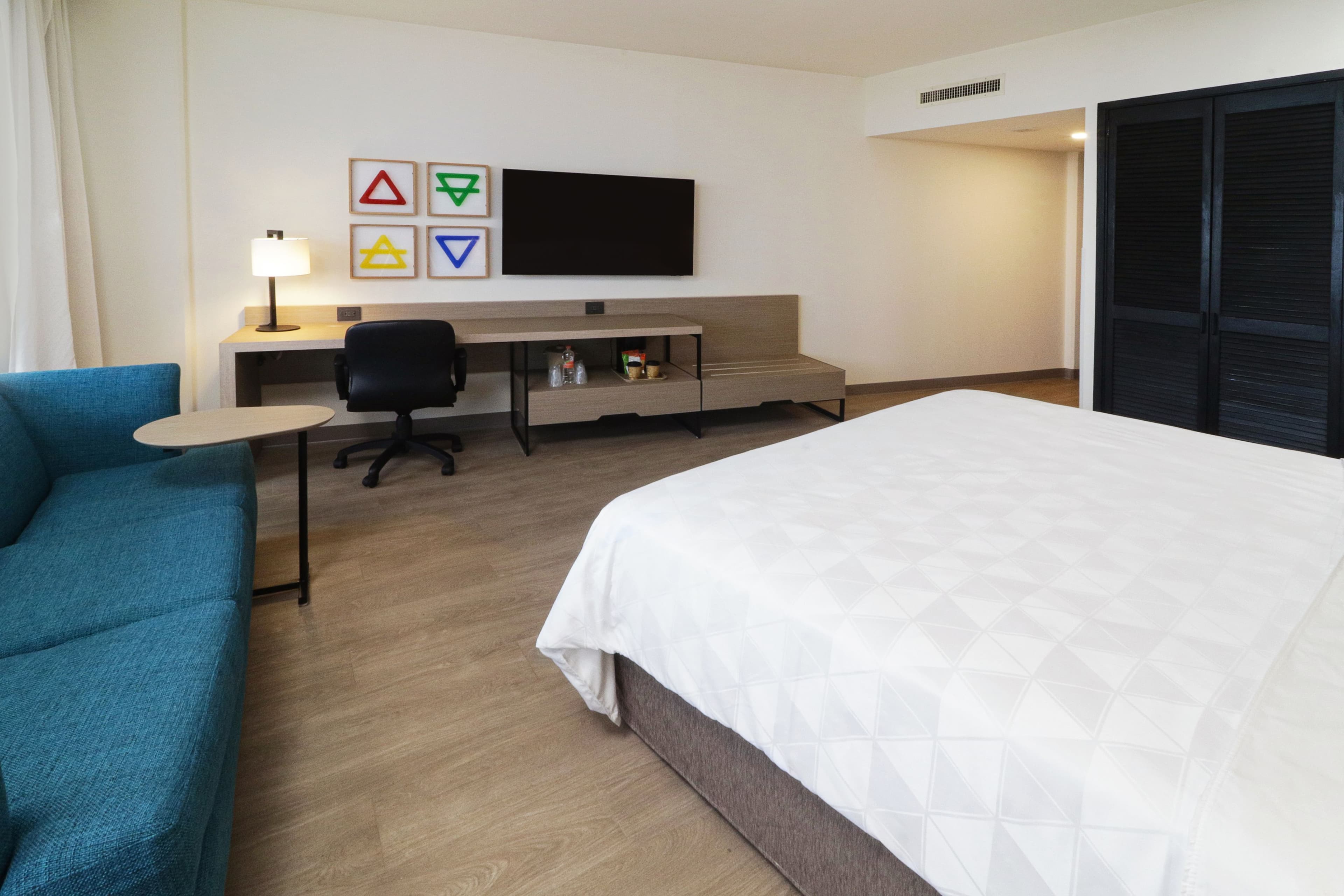 Holiday Inn Monterrey-Parque Fundidora — 9