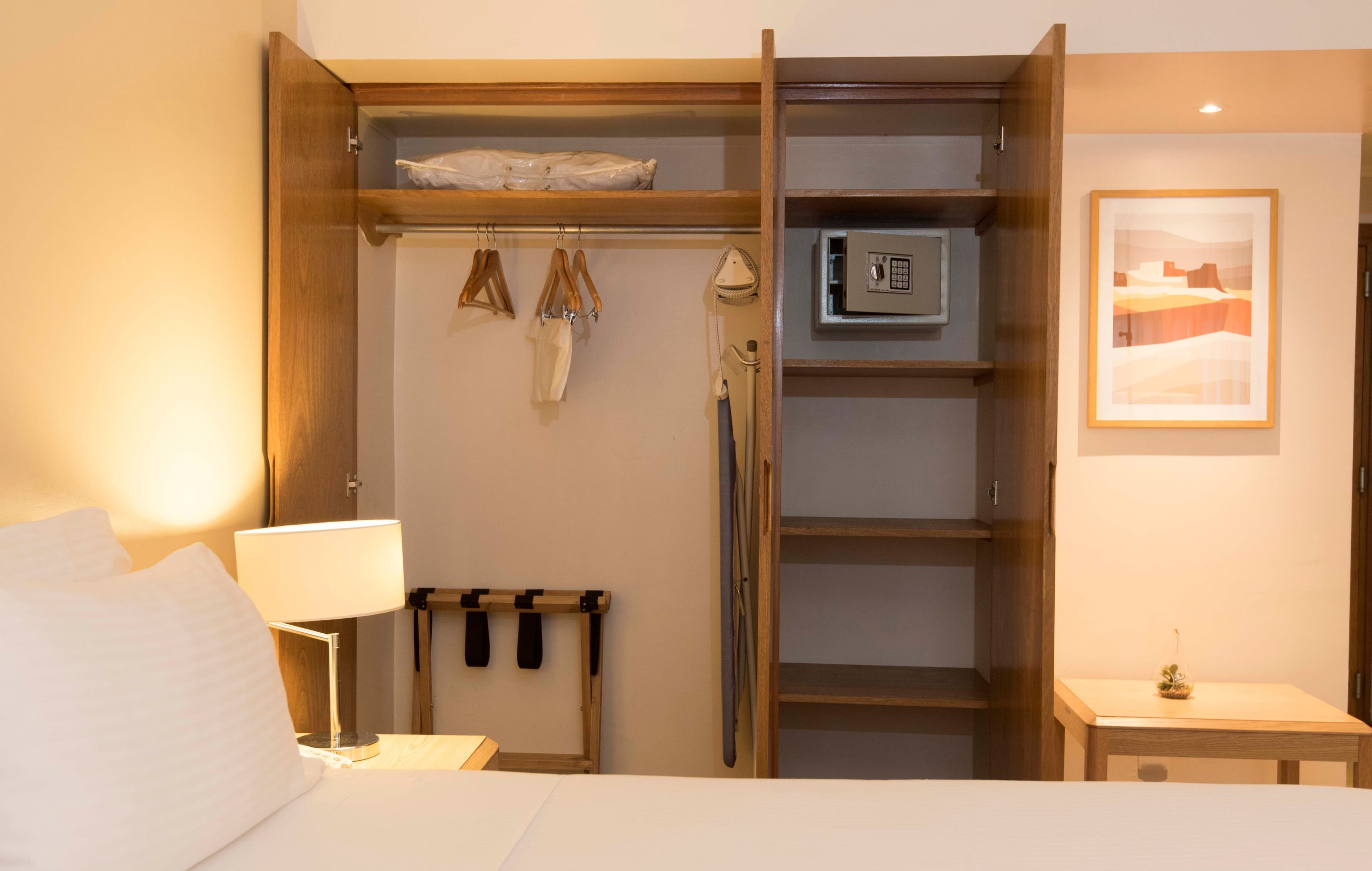 Holiday Inn Montevideo — 2