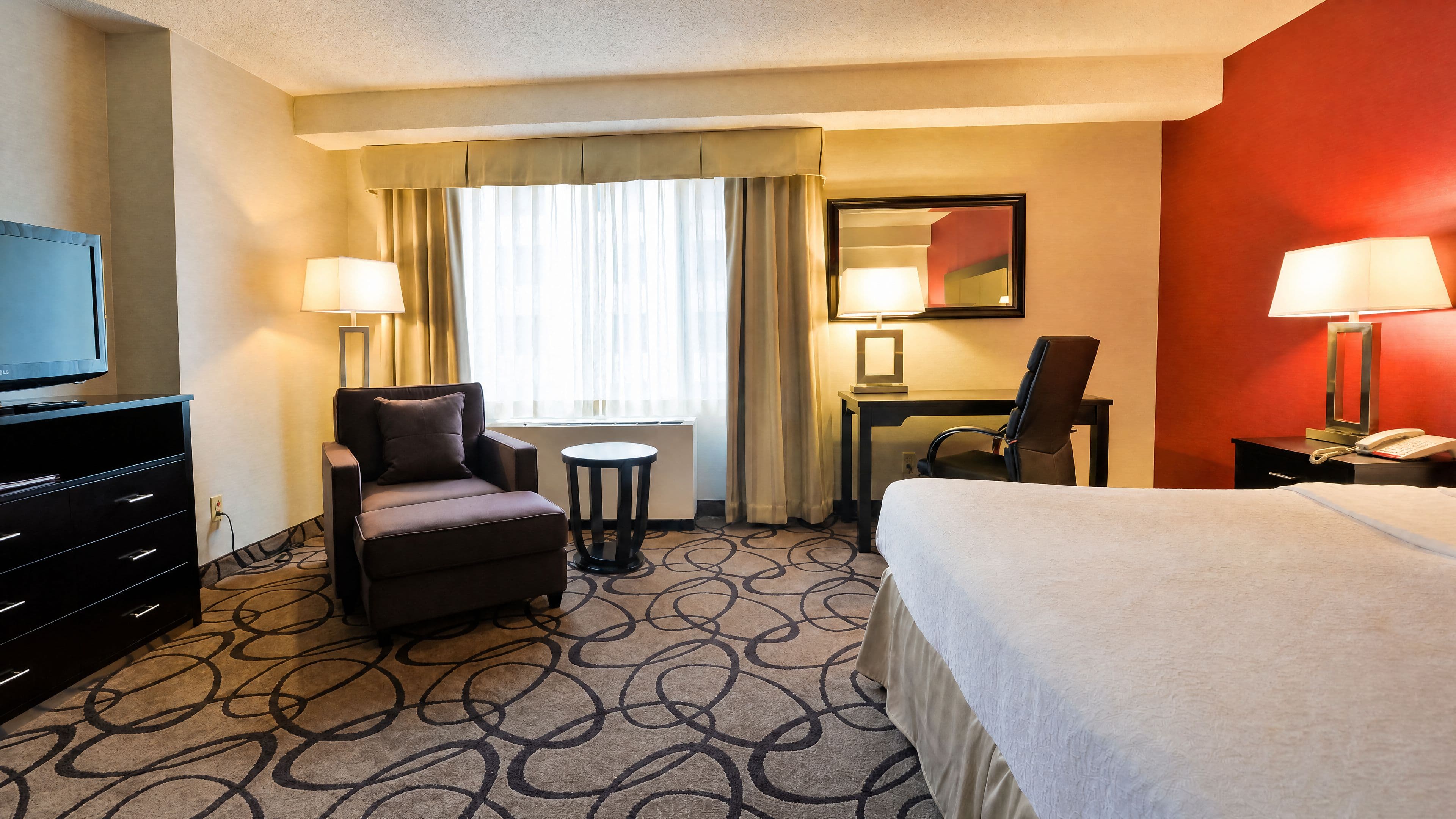 Holiday Inn Montreal Centreville Downtown — 10