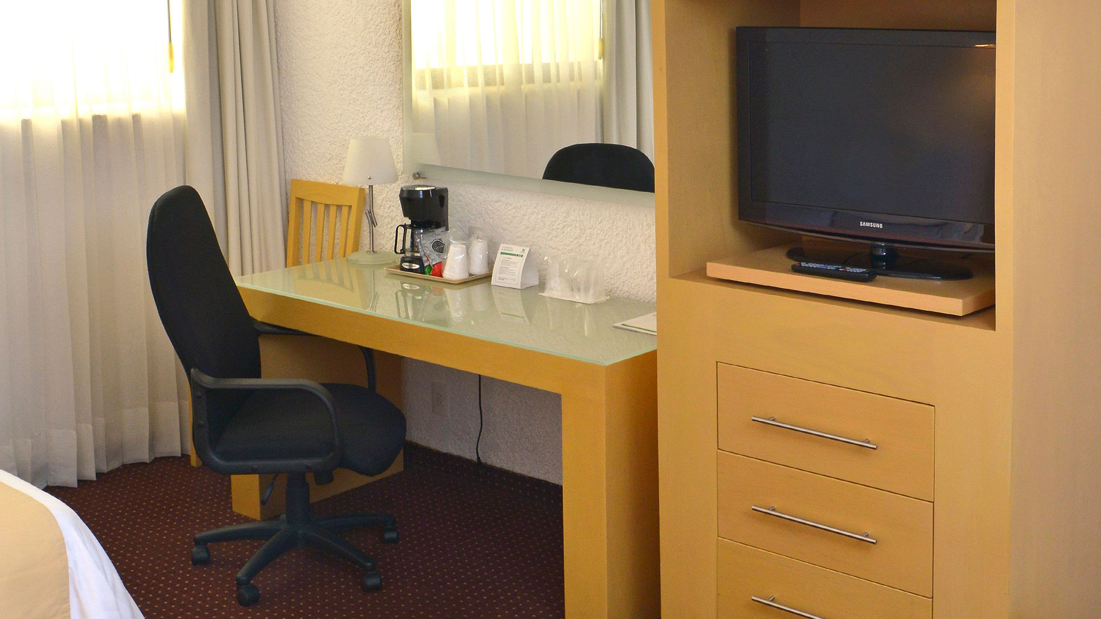 Holiday Inn Morelia - Image 2