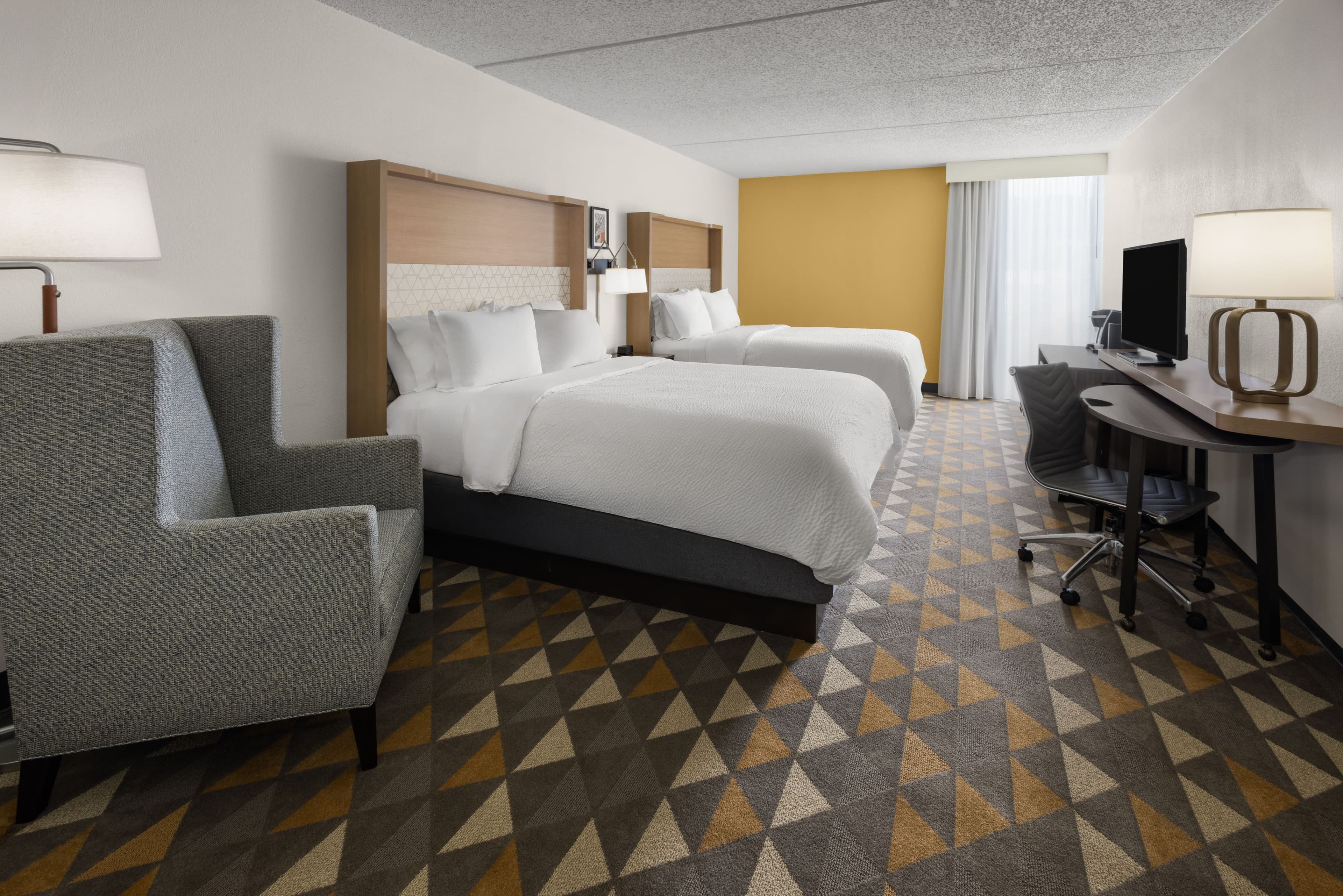 Holiday Inn Morgantown - Reading Area — 18