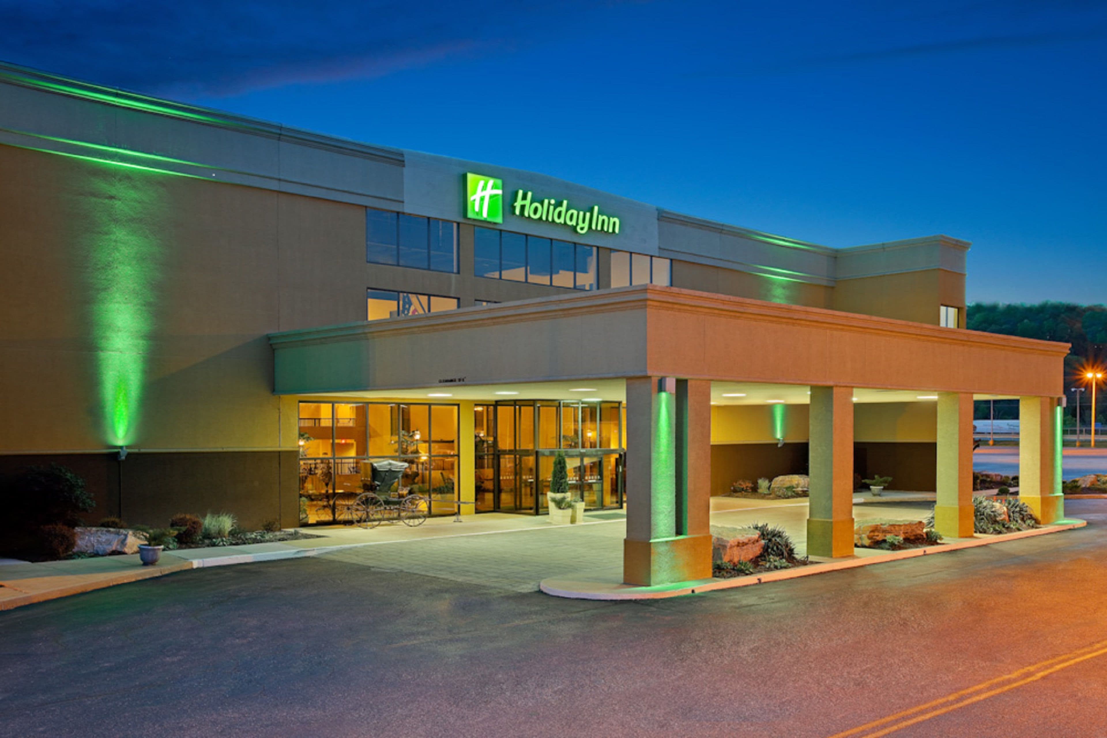 Holiday Inn Morgantown - Reading Area - Image 1