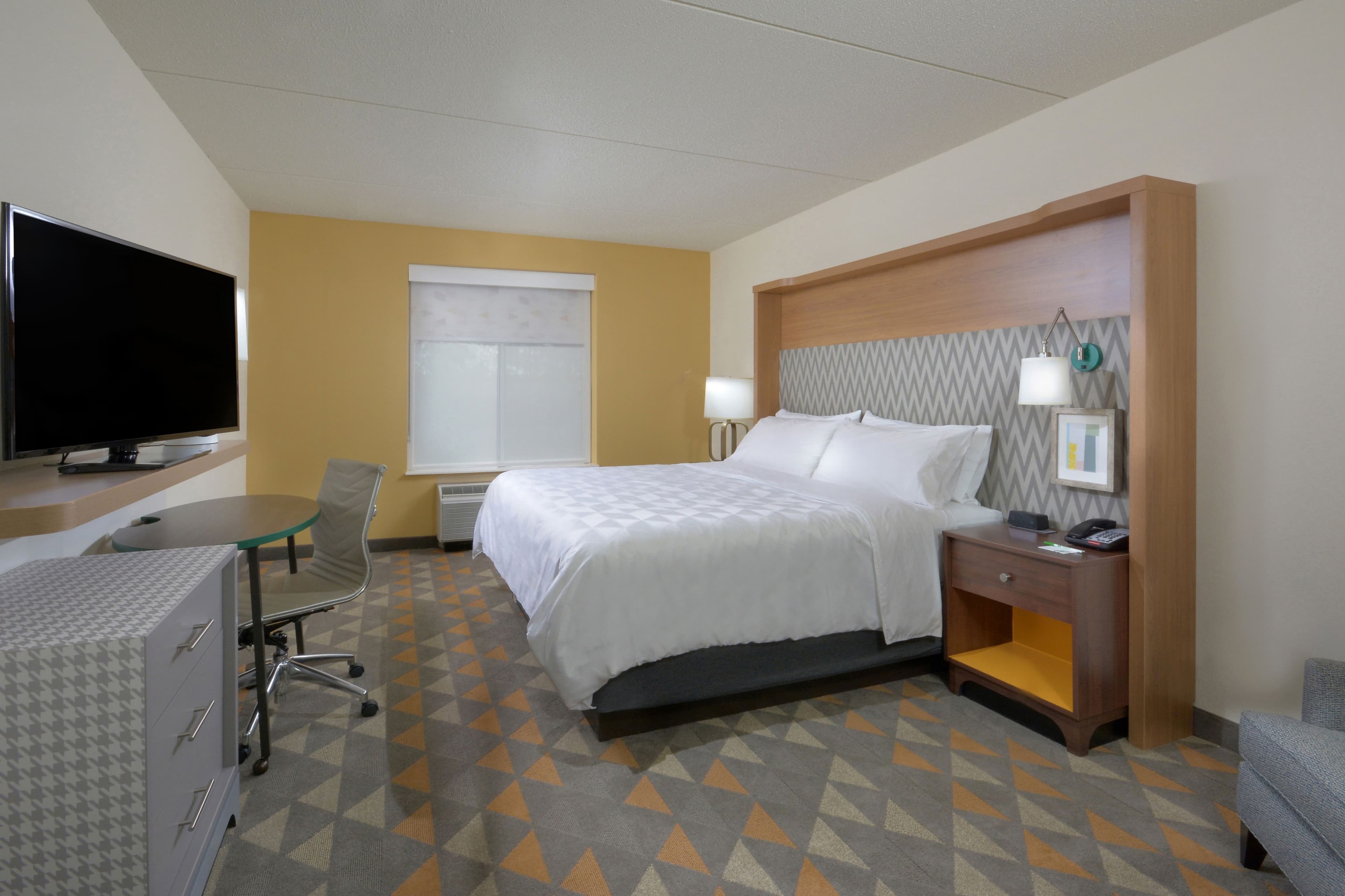 Holiday Inn Raleigh-Durham Airport — 7