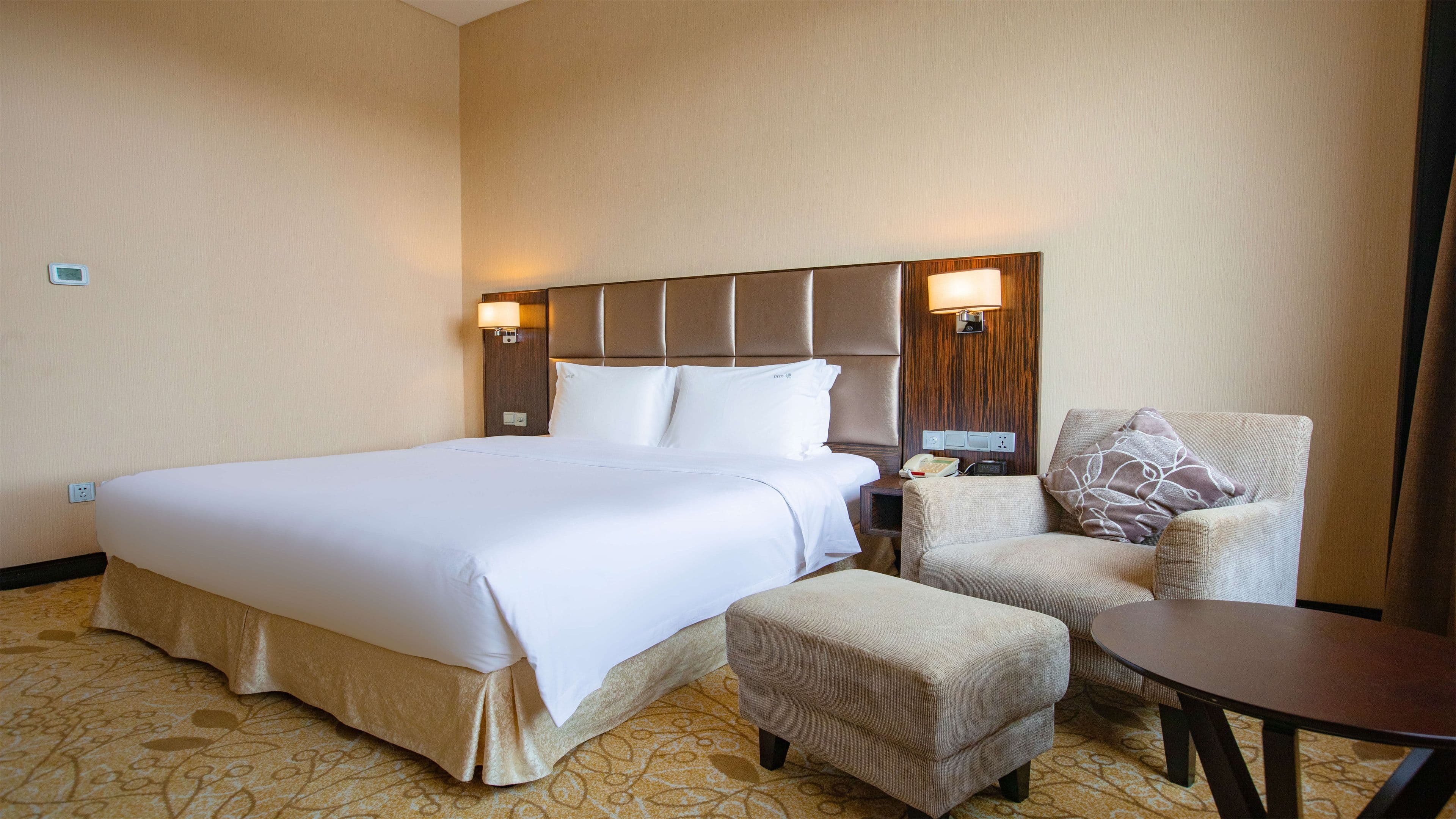Holiday Inn Mudanjiang - Image 5