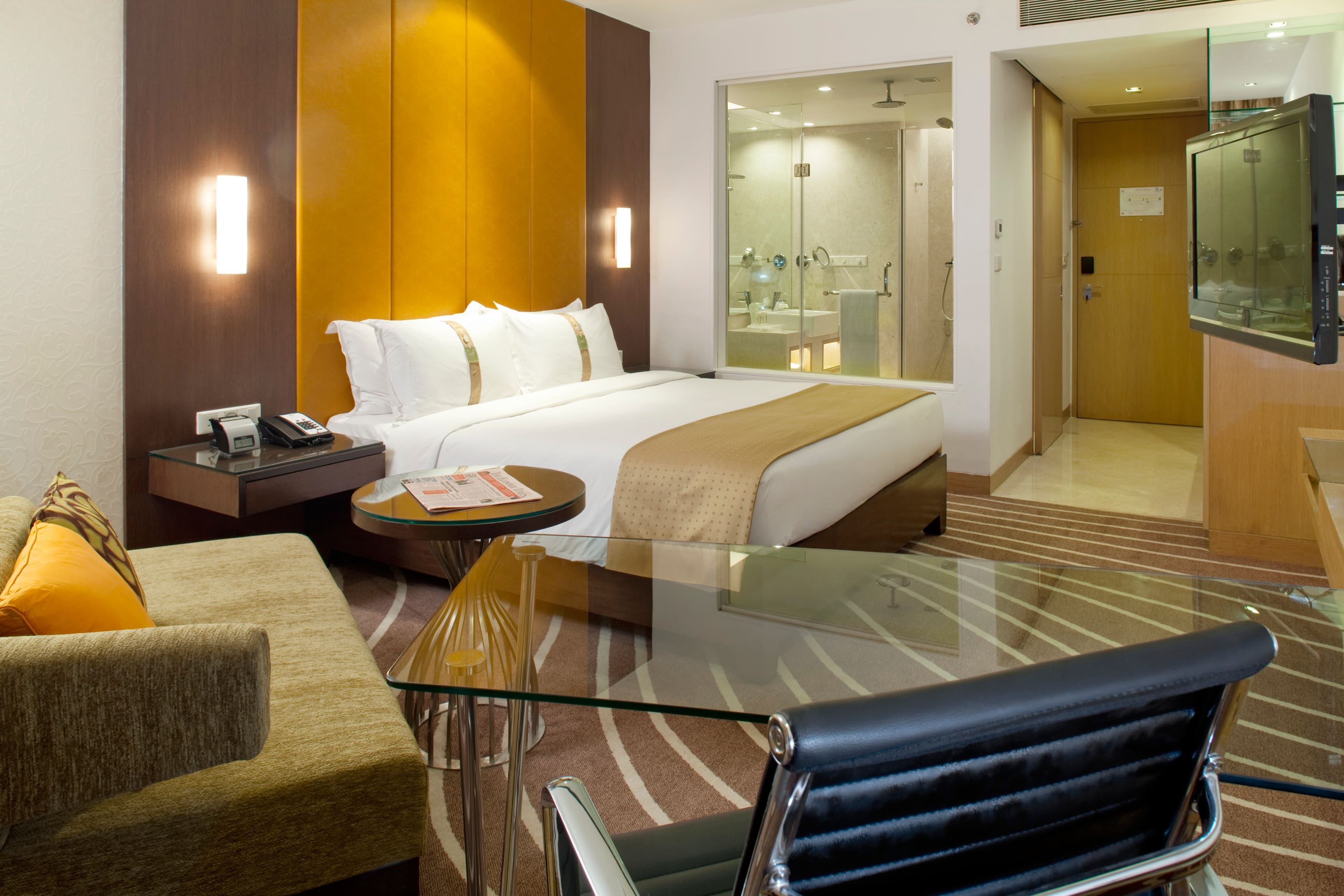 Holiday Inn Mumbai International Airport - Image 2