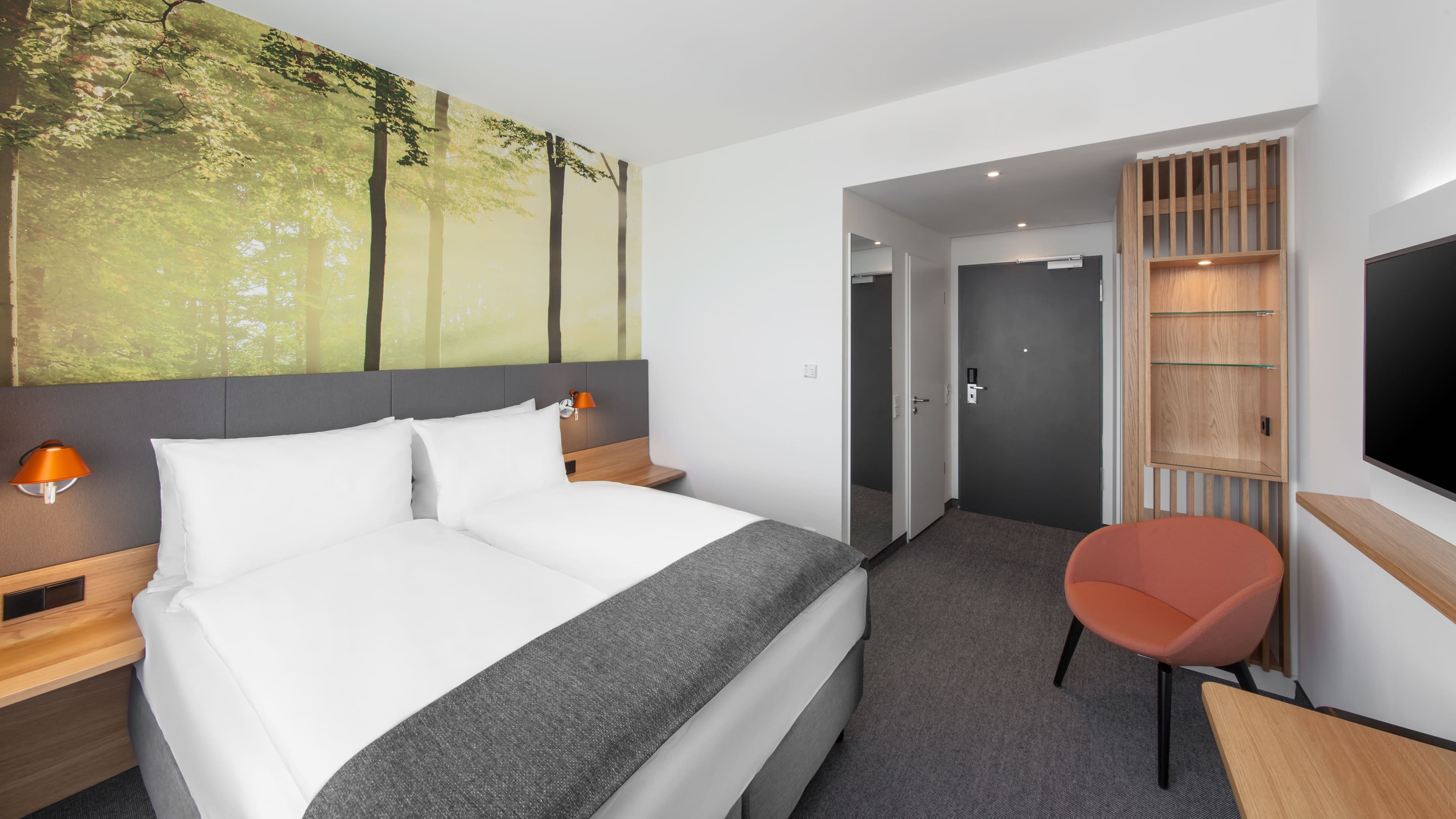 Holiday Inn Munich - Leuchtenbergring - Image 2