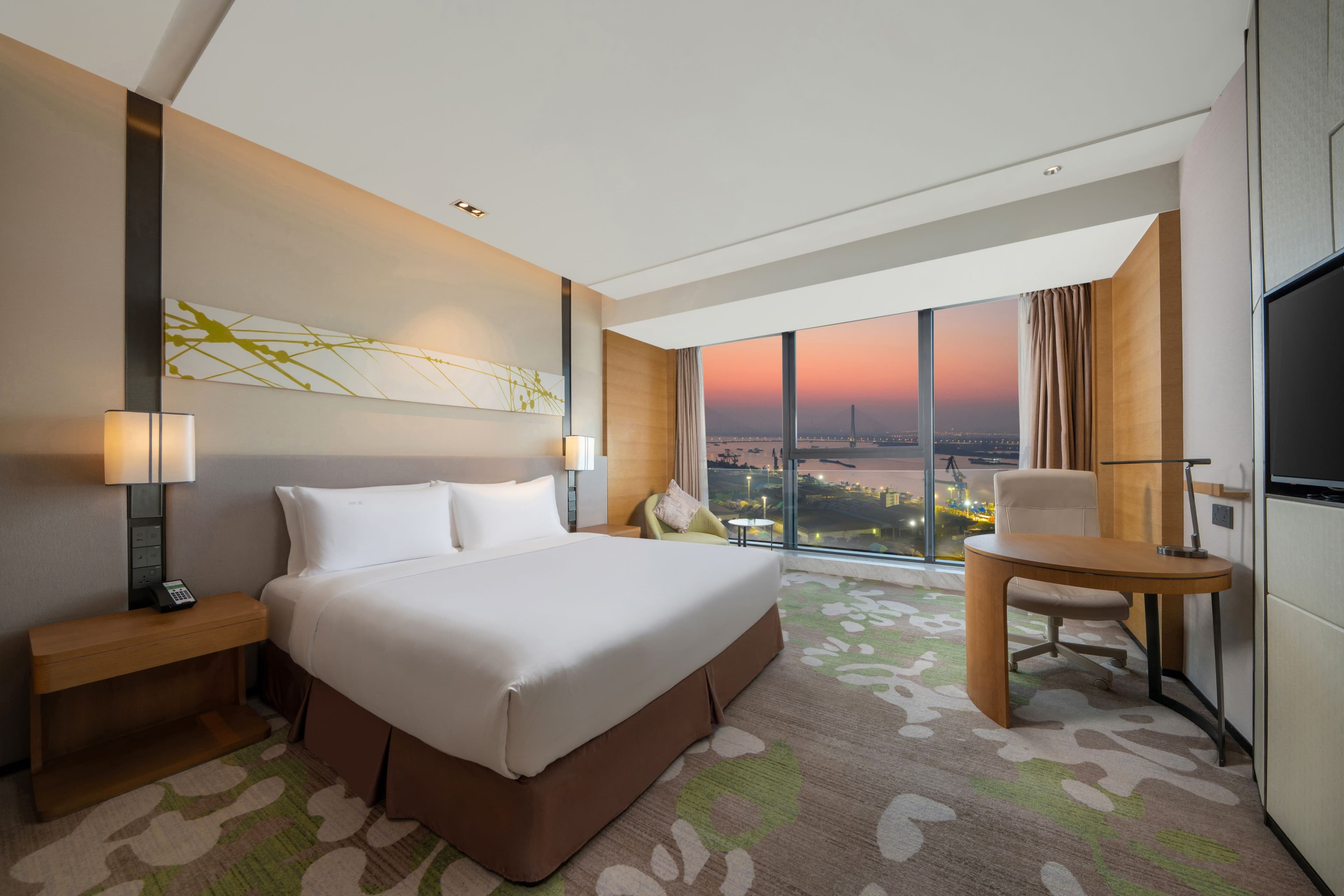 Holiday Inn Nanjing Harbour - Image 5