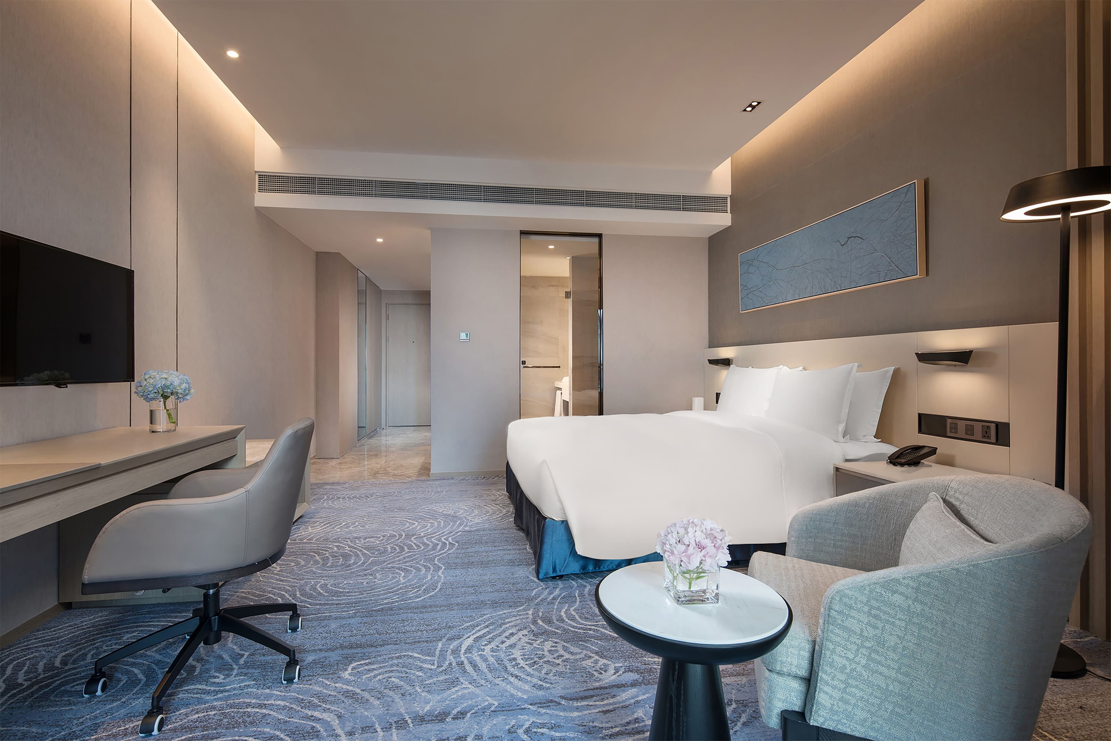 Holiday Inn Nanjing South Station - Image 2