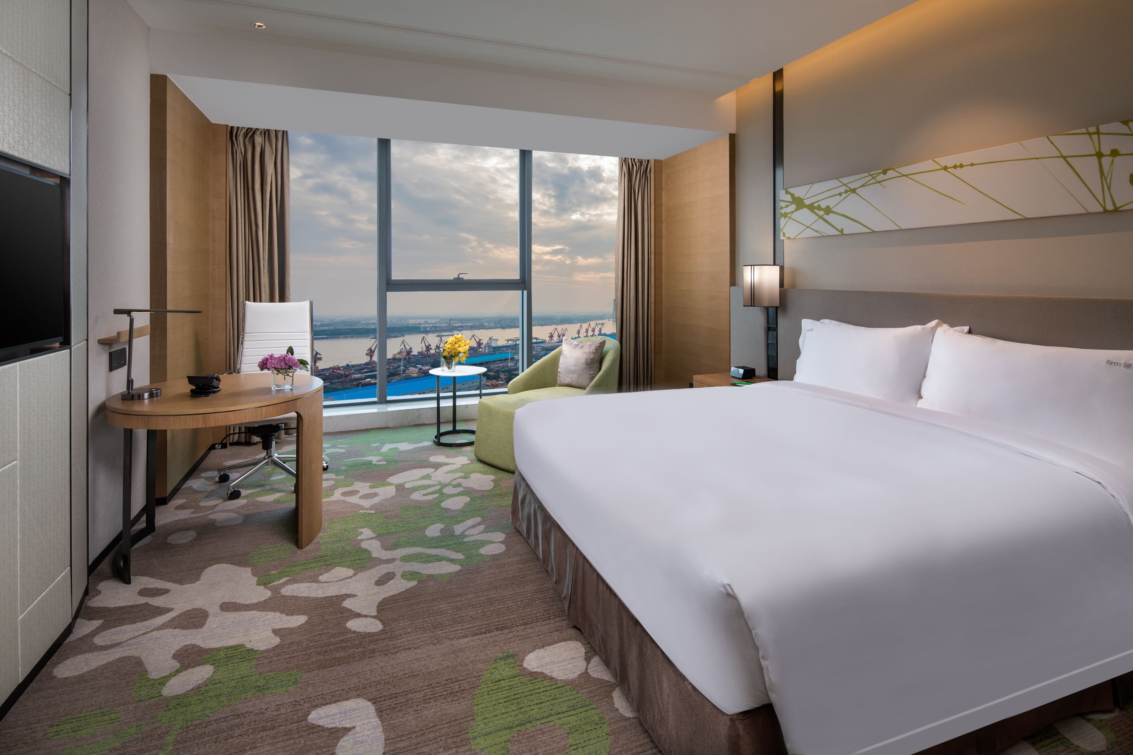 Holiday Inn Nanjing Harbour - Image 2