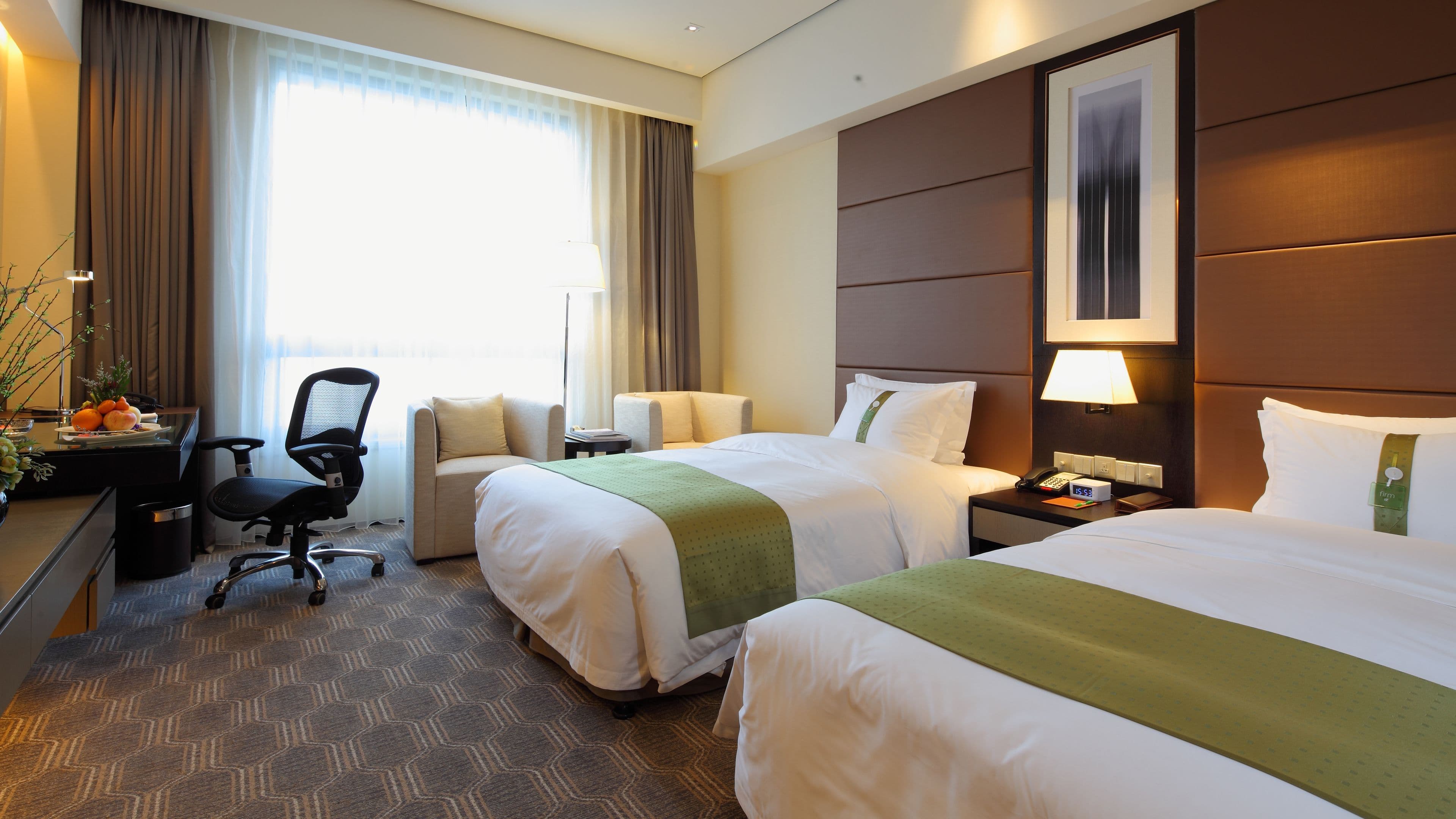 Holiday Inn Nantong Oasis International - Image 5