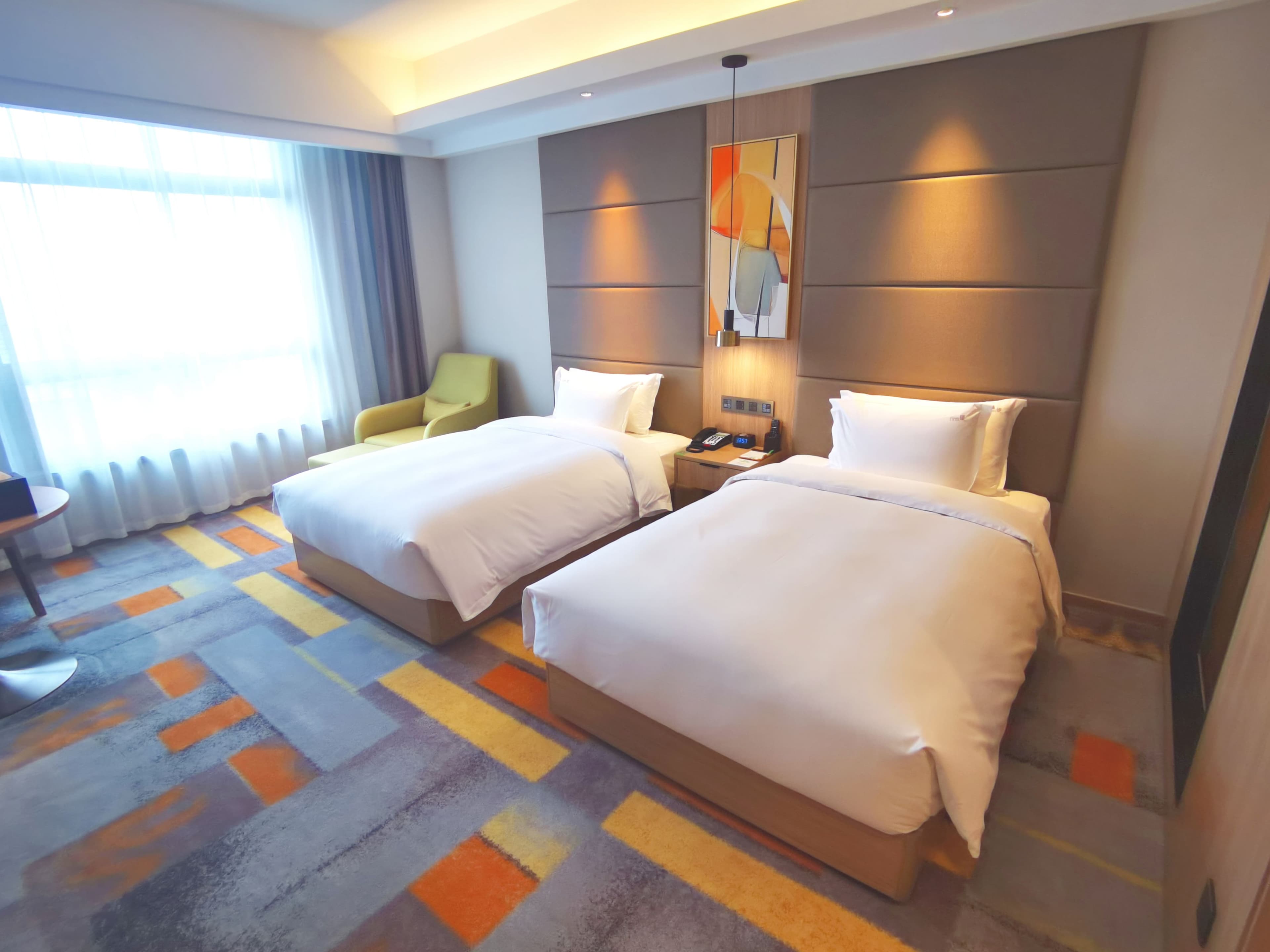 Holiday Inn Nantong Oasis International — 6