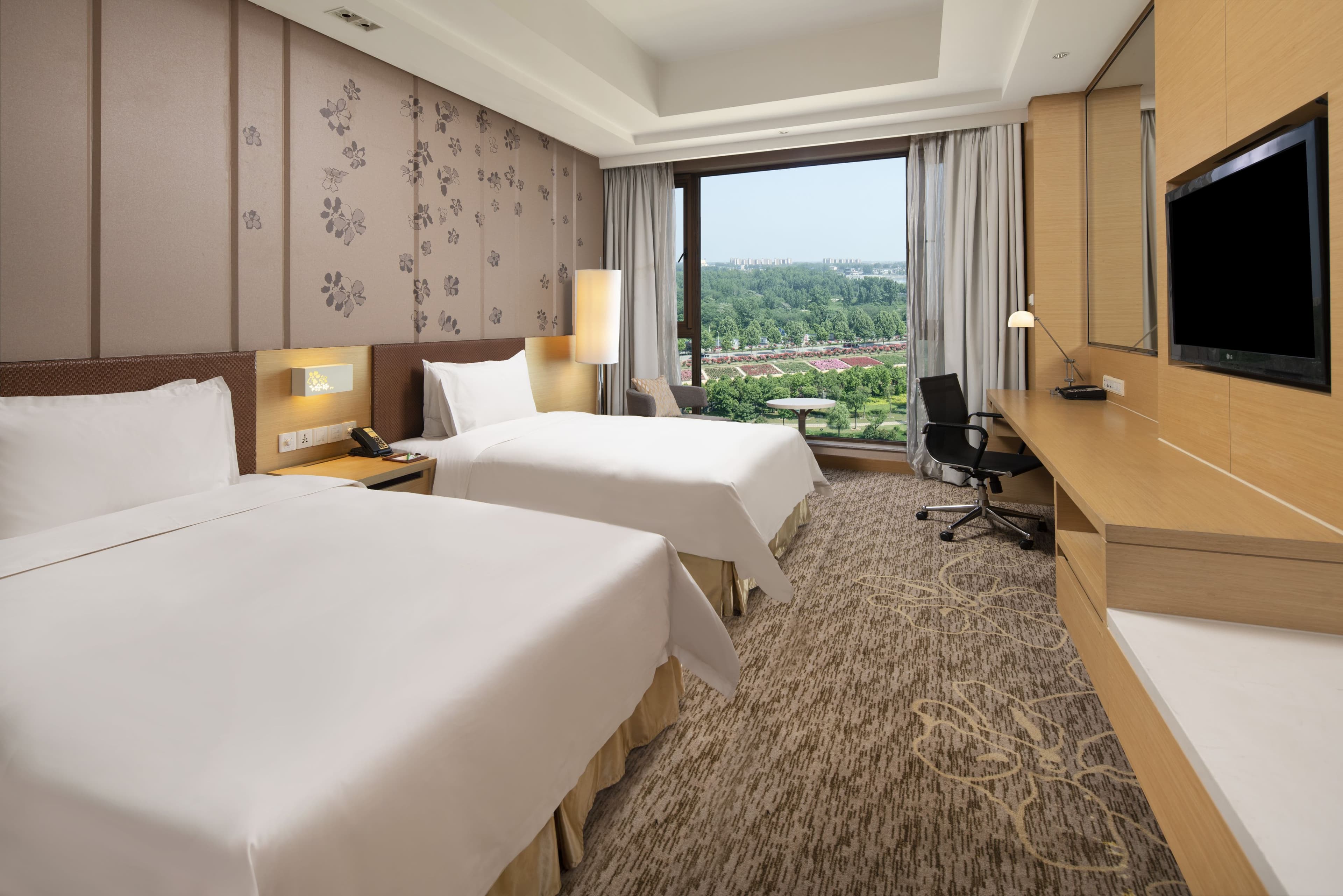 Holiday Inn Nanyang — 8