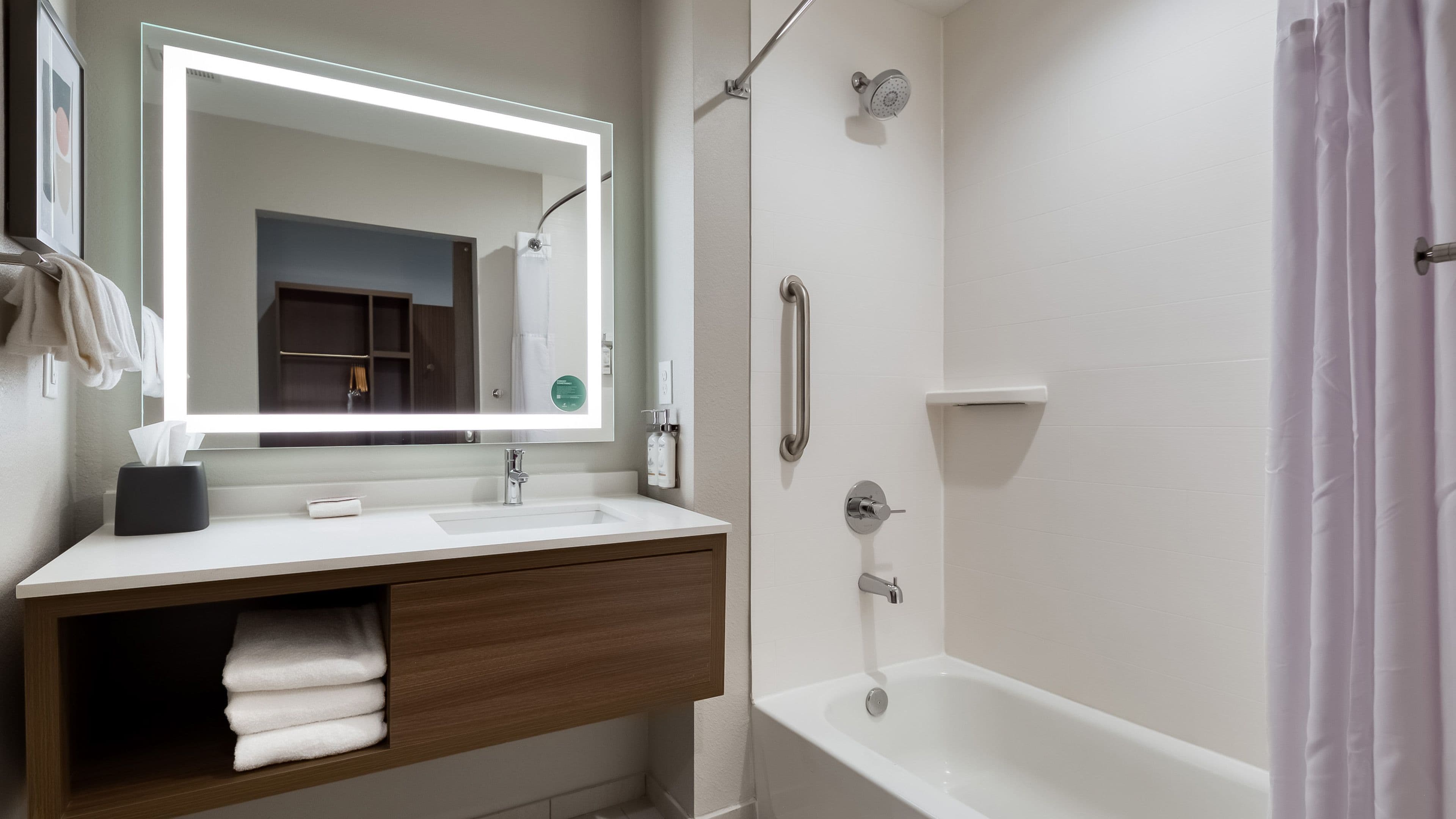 Holiday Inn Nashville Airport — 13