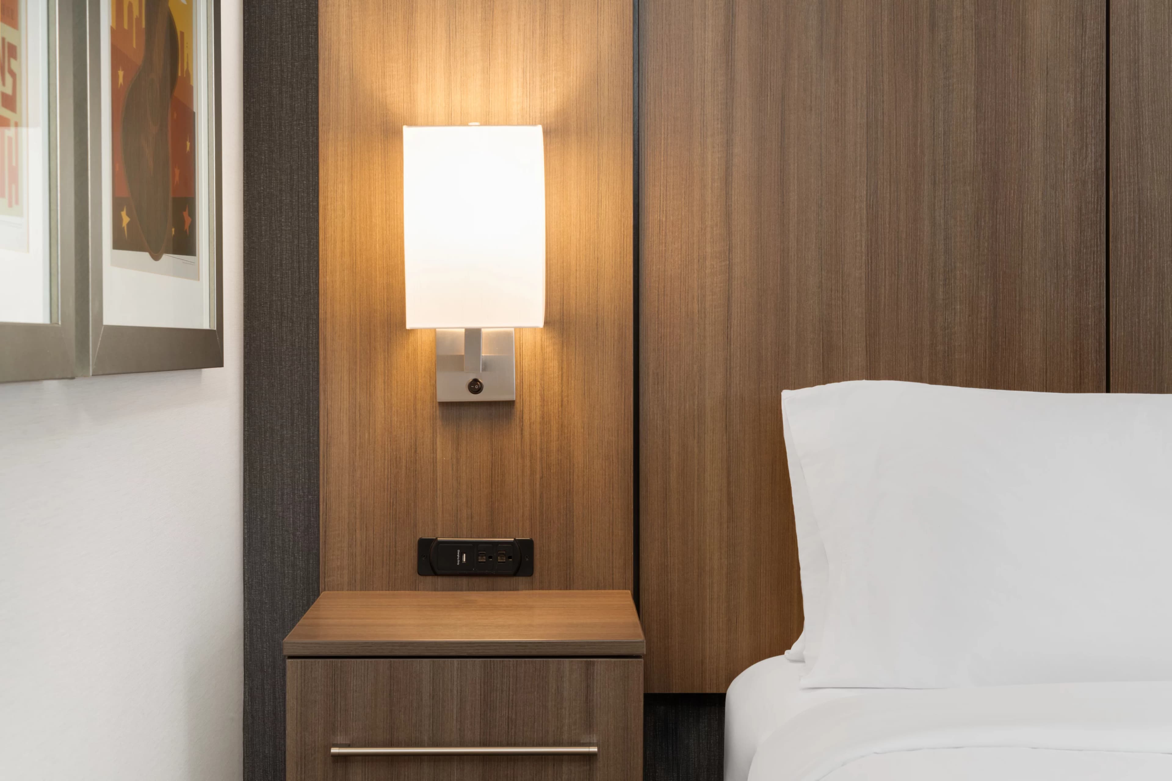 Holiday Inn Nashville-Vanderbilt (Dwtn) — 2