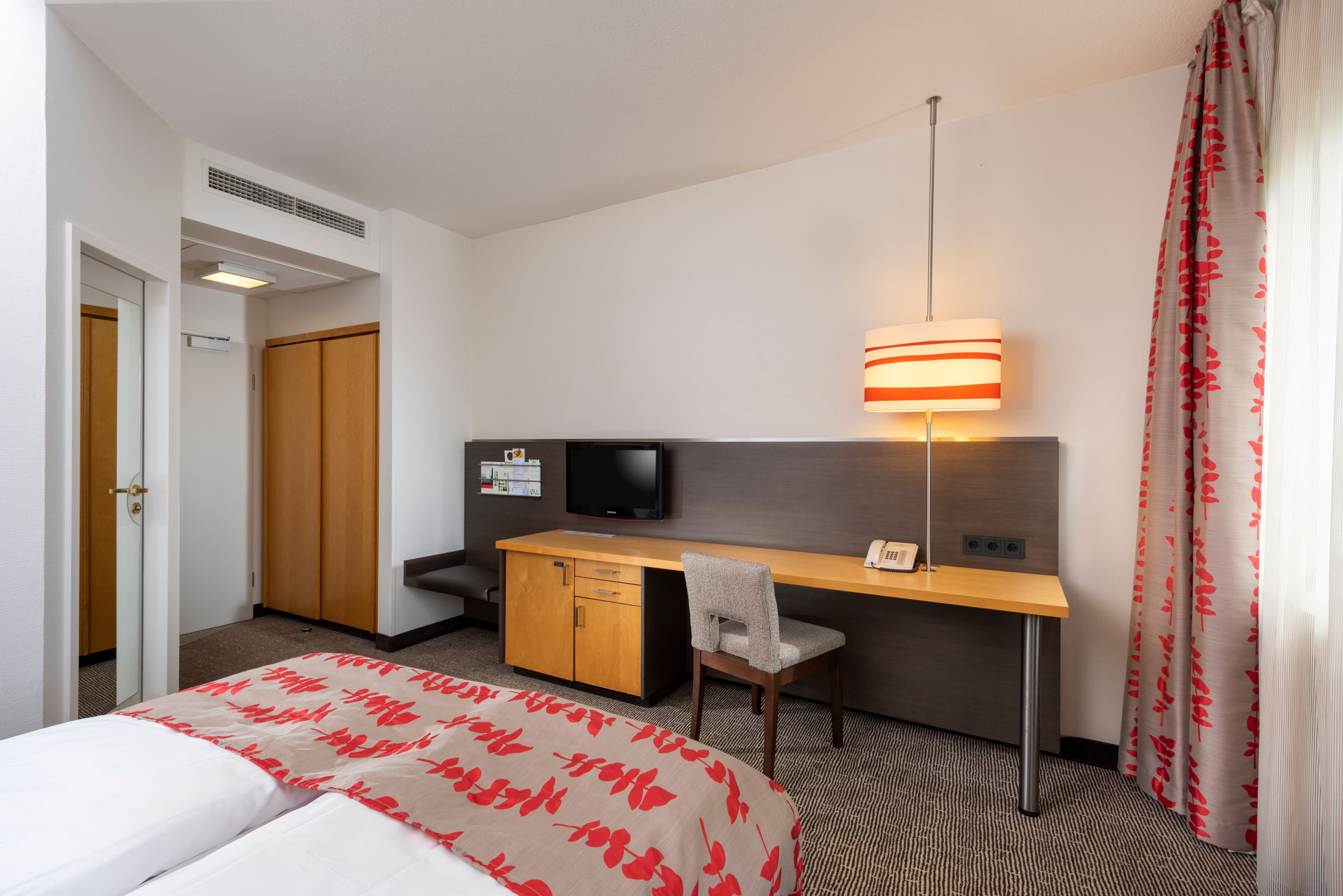 Holiday Inn Frankfurt Airport-Neu-Isenburg - Image 4