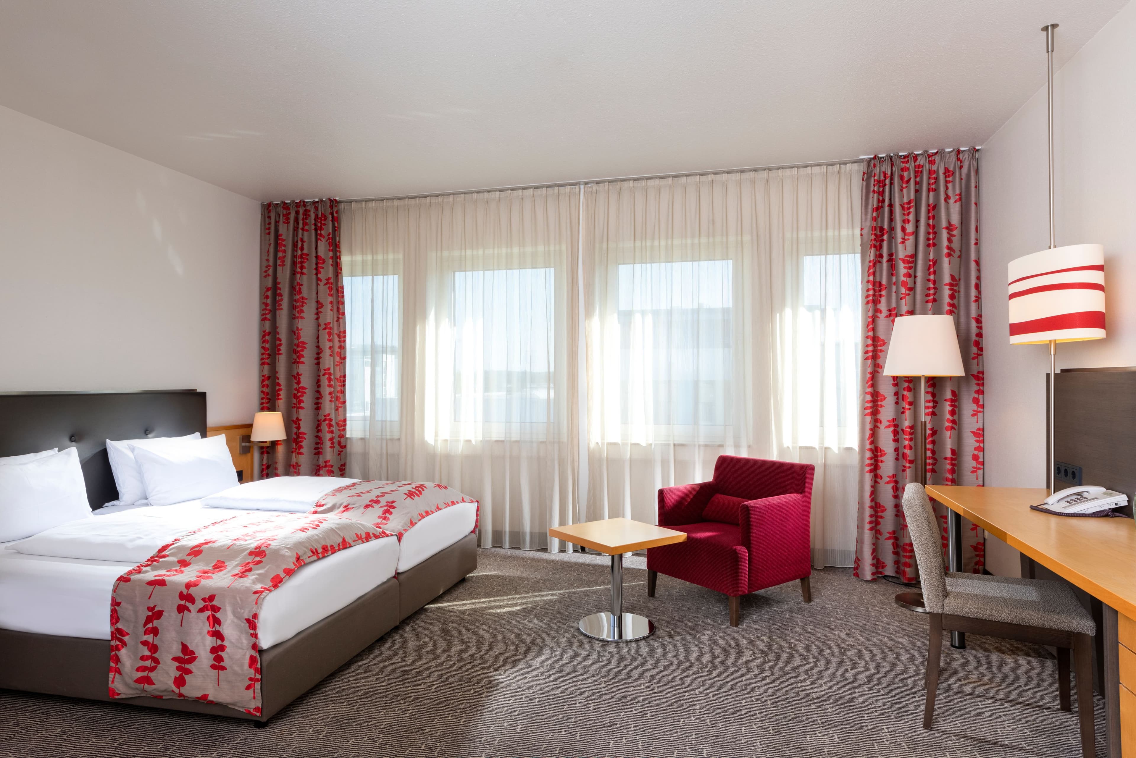 Holiday Inn Frankfurt Airport-Neu-Isenburg — 8
