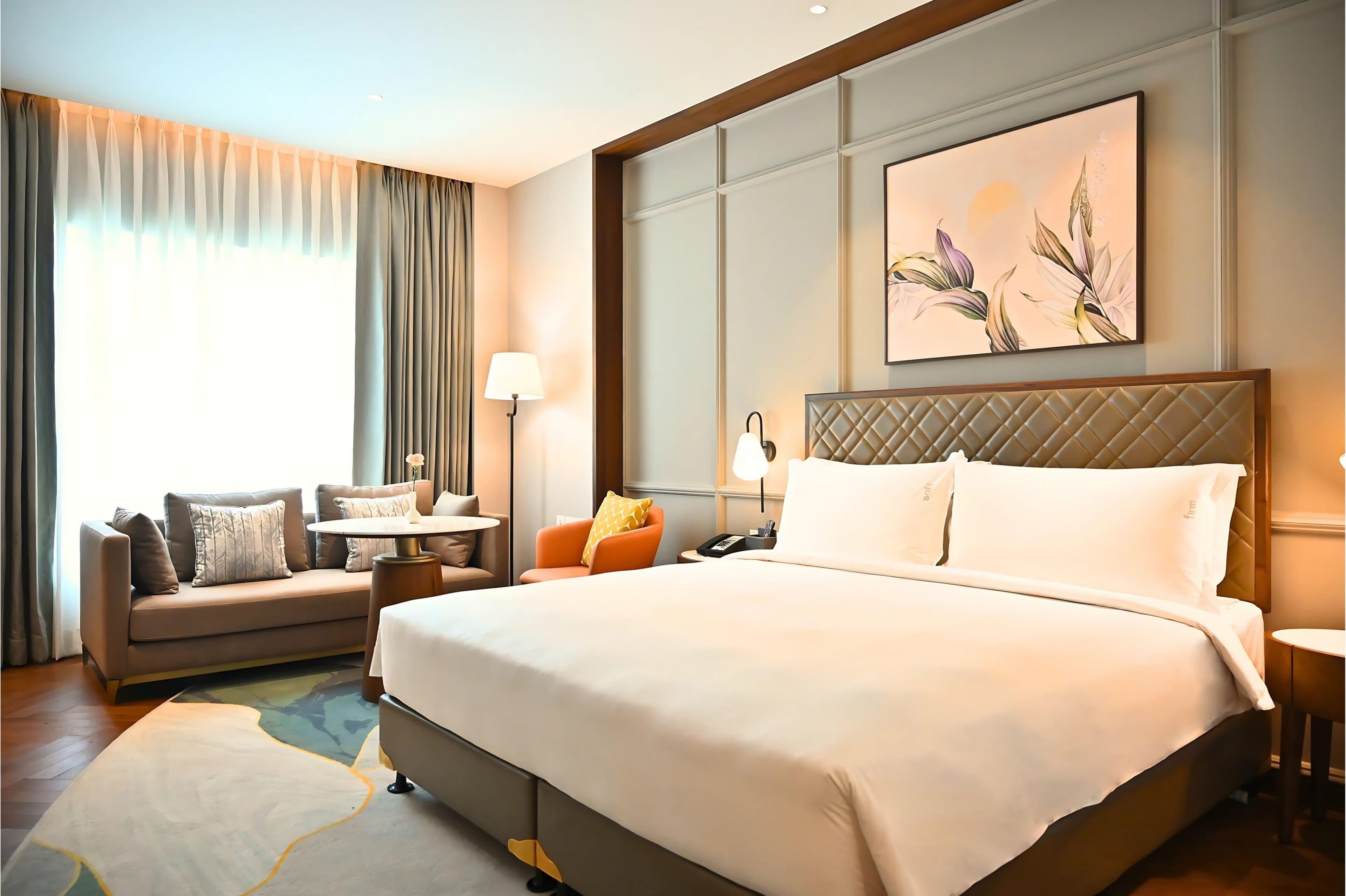 Holiday Inn New Delhi Mayur Vihar Noida — 8