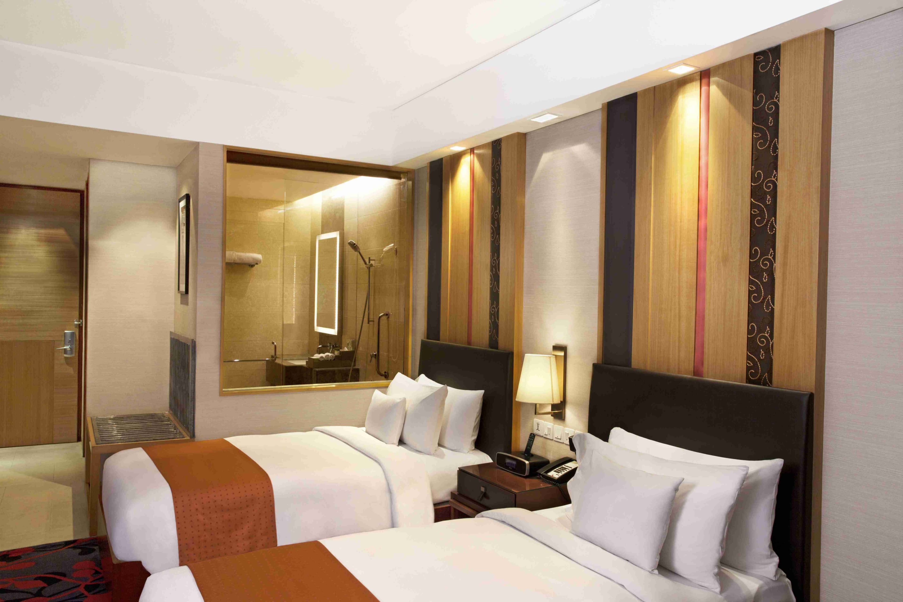 Holiday Inn New Delhi Mayur Vihar Noida — 19