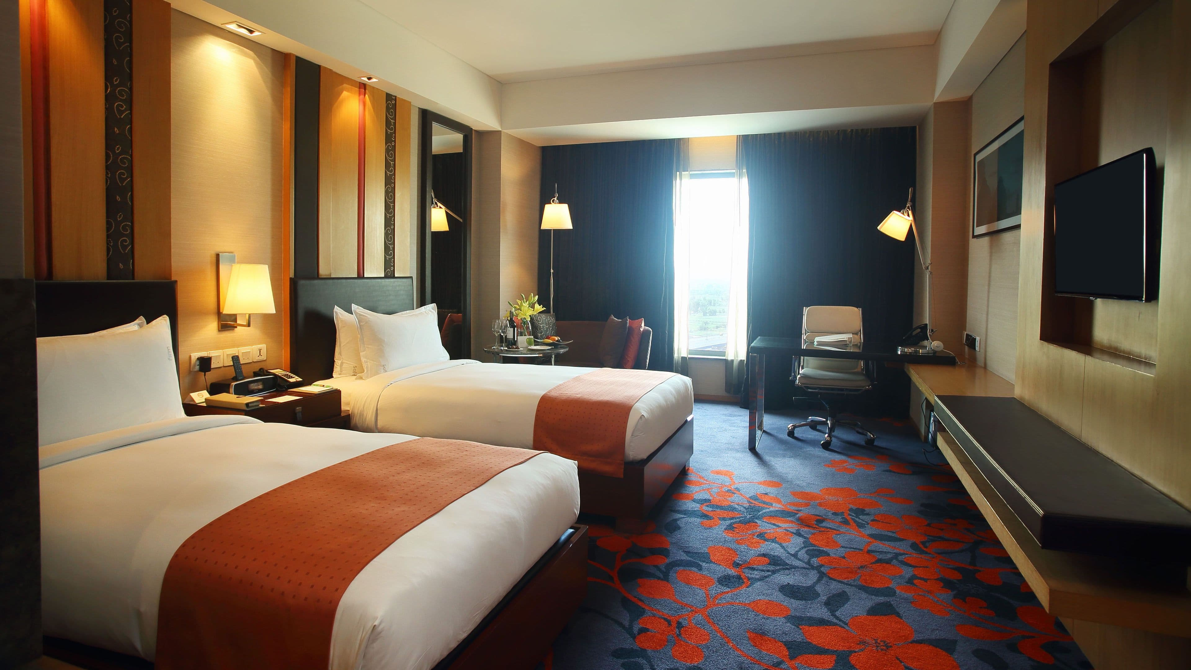 Holiday Inn New Delhi Mayur Vihar Noida — 18