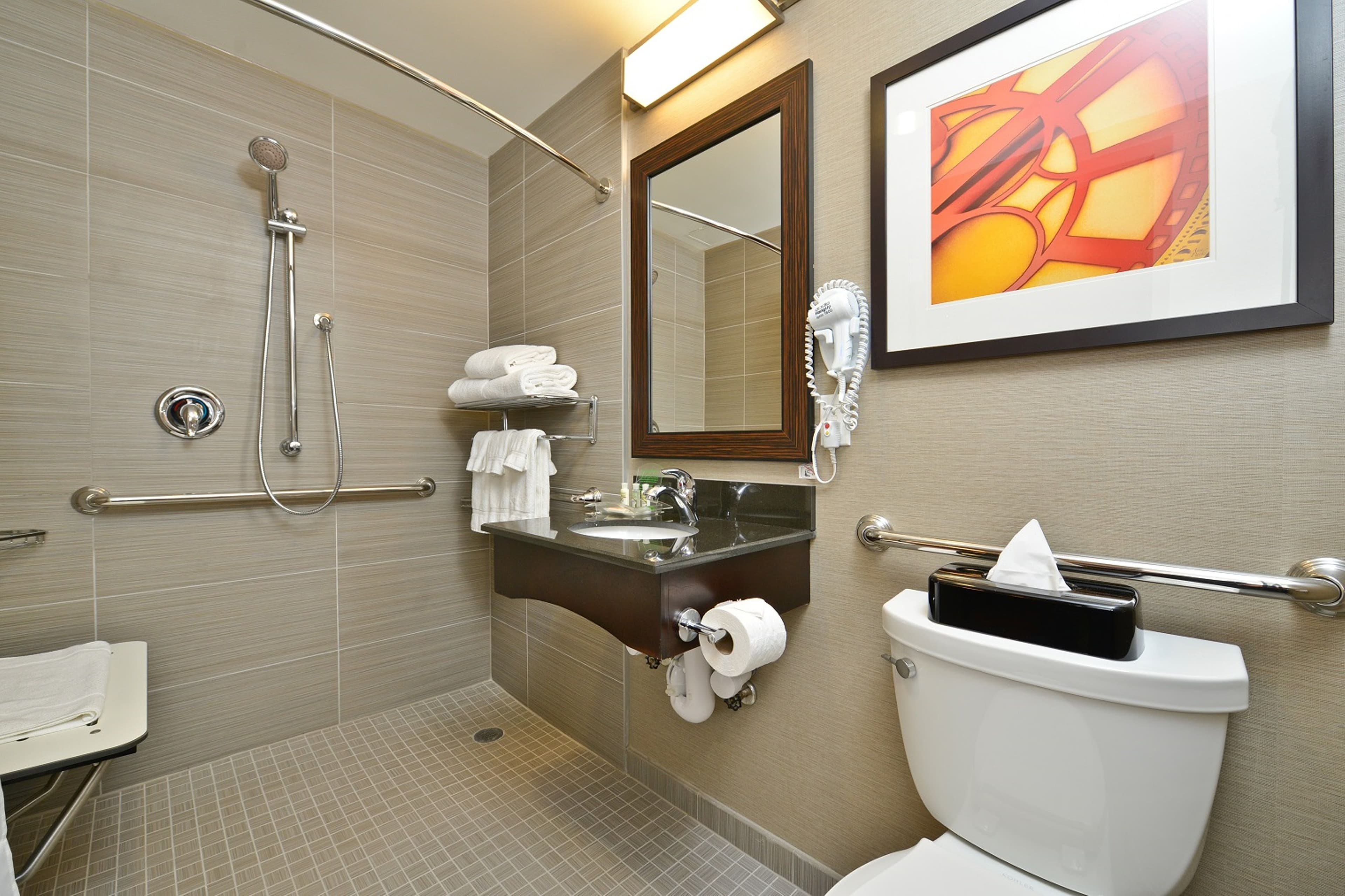 Holiday Inn NYC - Lower East Side — 15