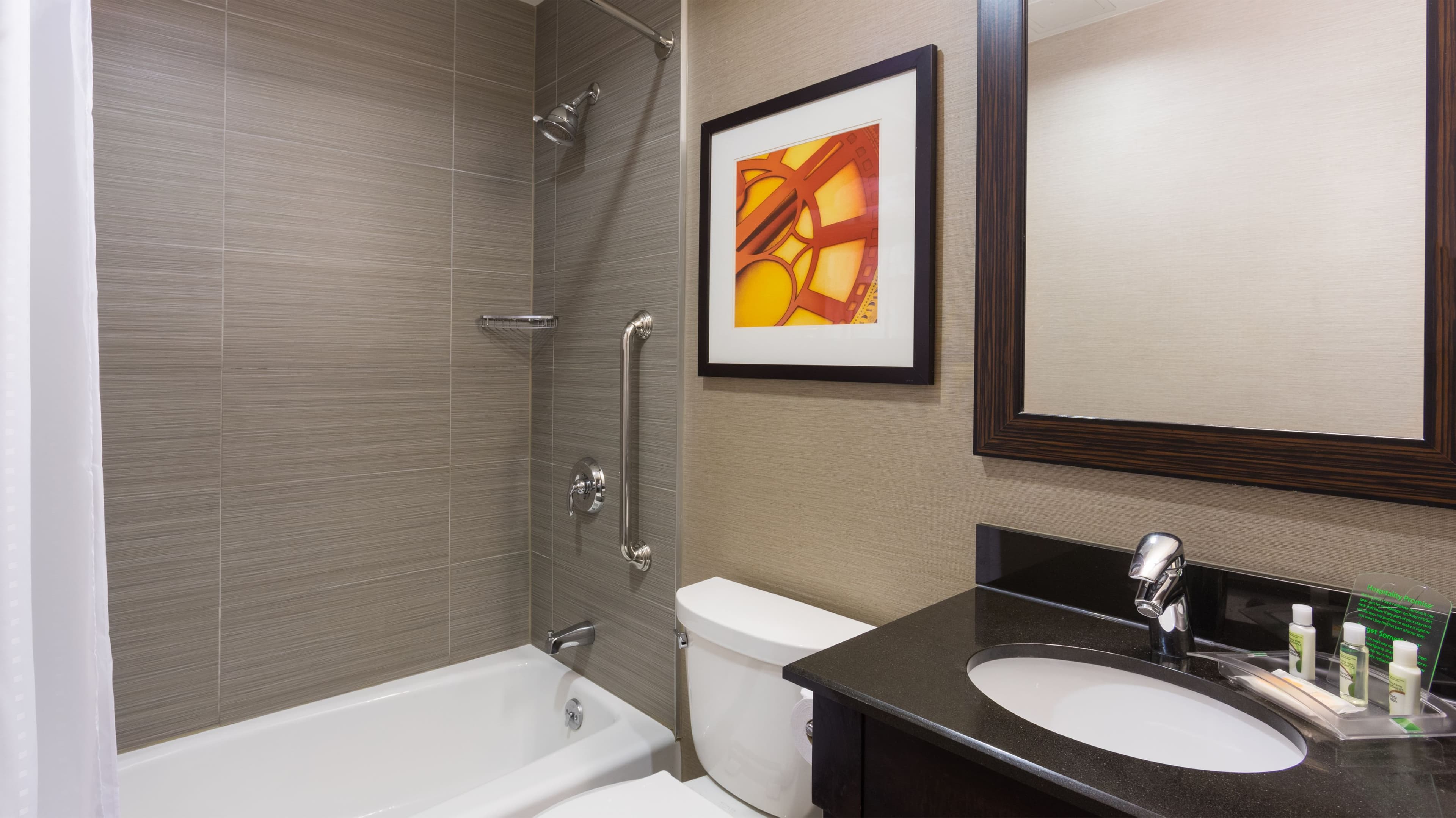 Holiday Inn NYC - Lower East Side — 21