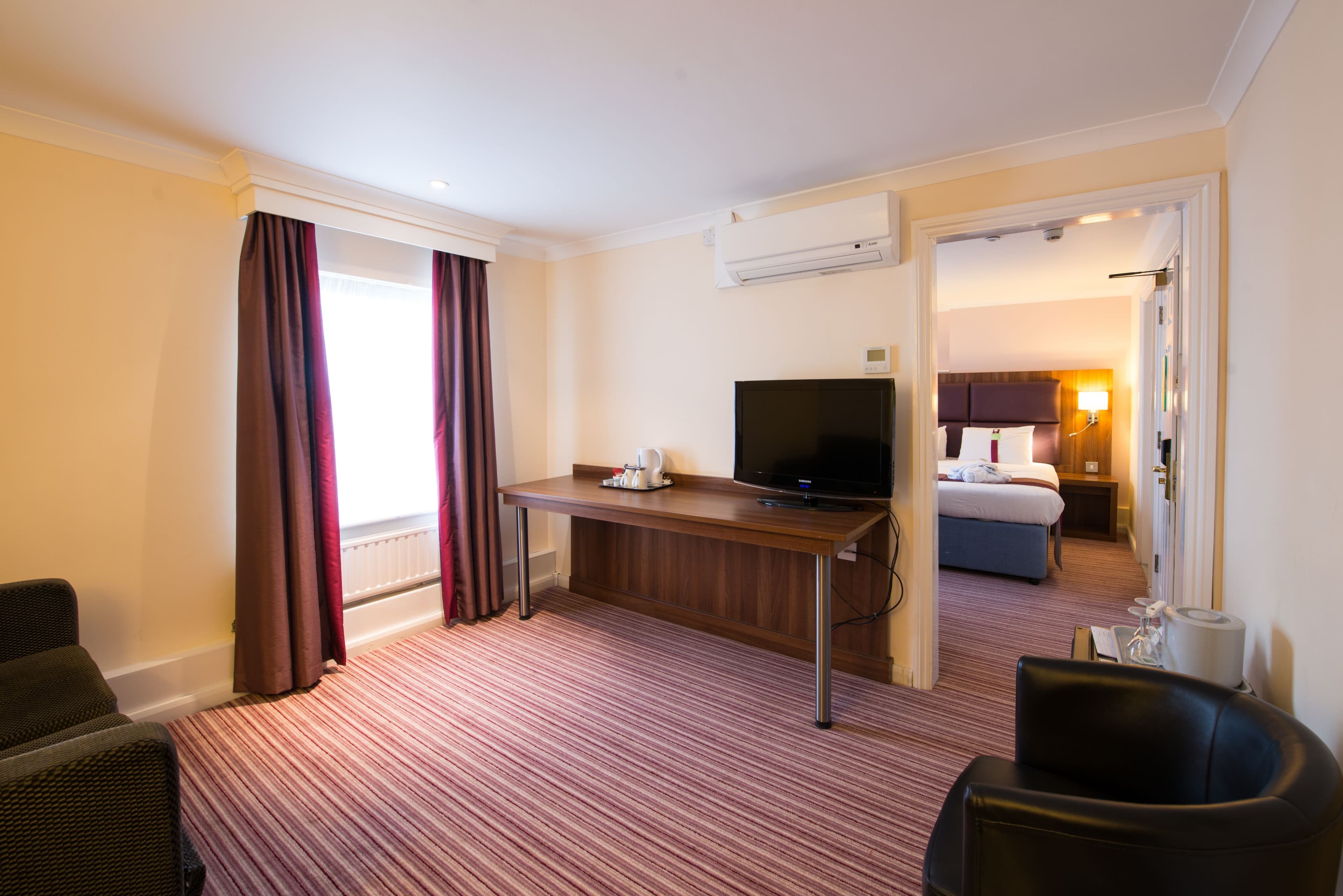 Holiday Inn Milton Keynes East M1, Jct.14 — 23