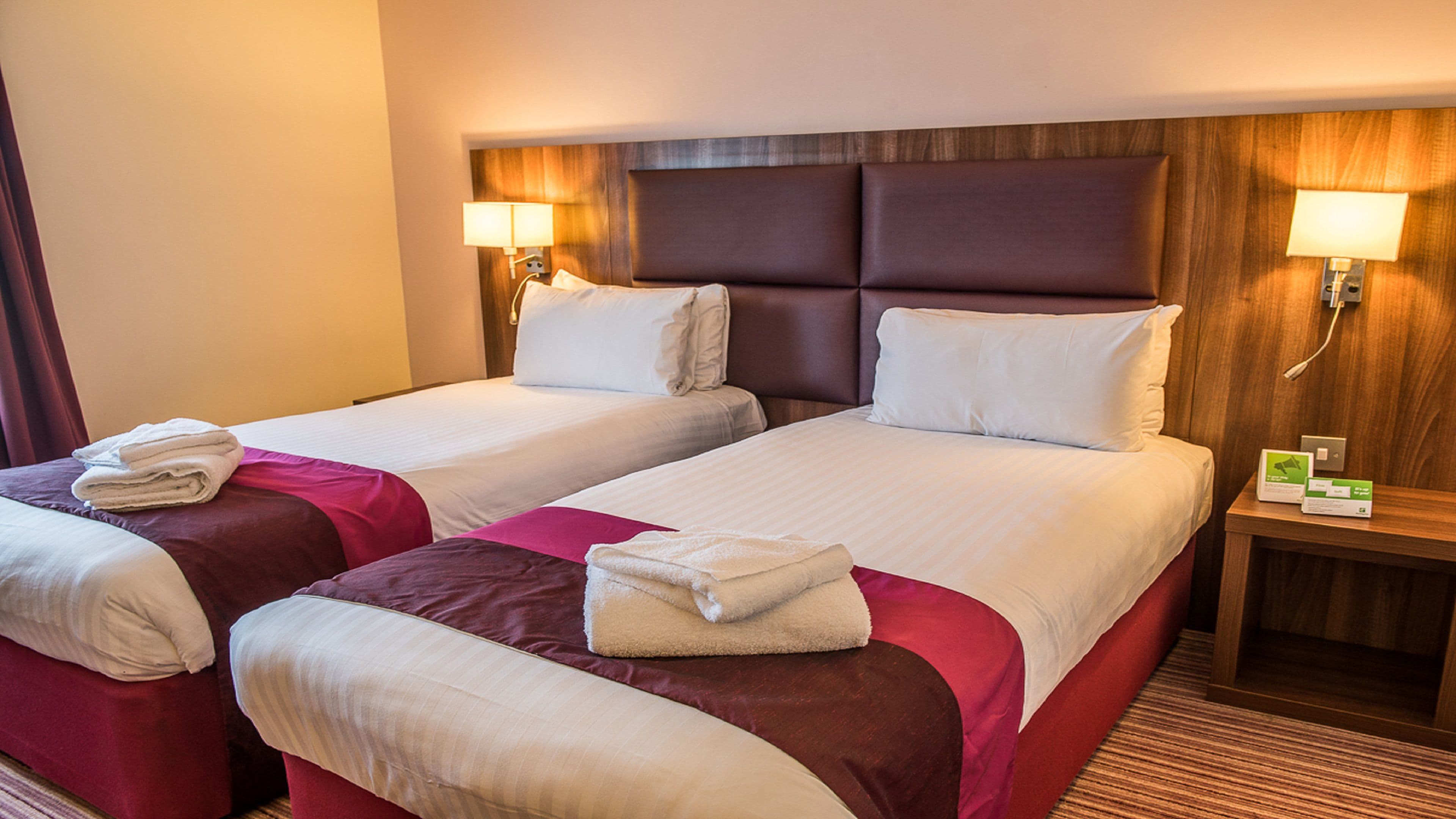 Holiday Inn Milton Keynes East M1, Jct.14 — 20