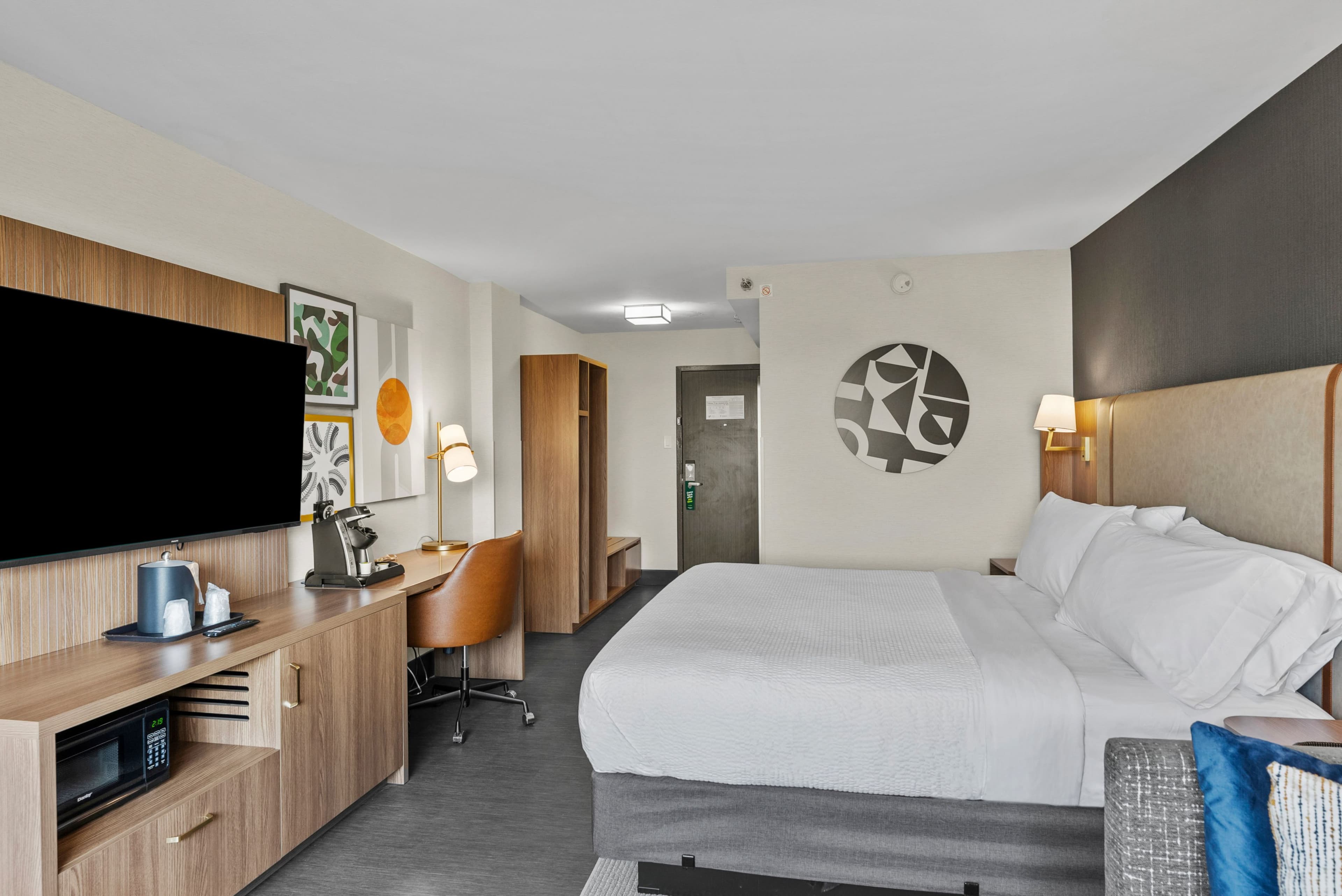 Standard Room - Image 8