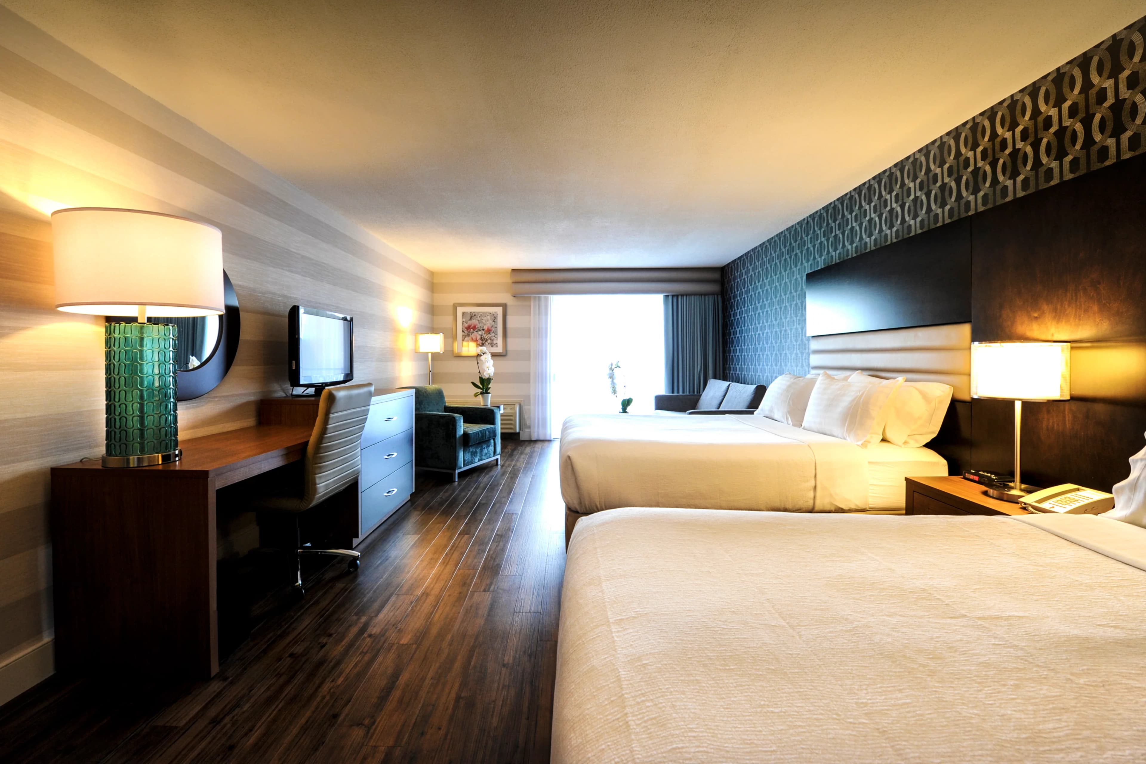 Holiday Inn Niagara Falls - by the Falls — 21