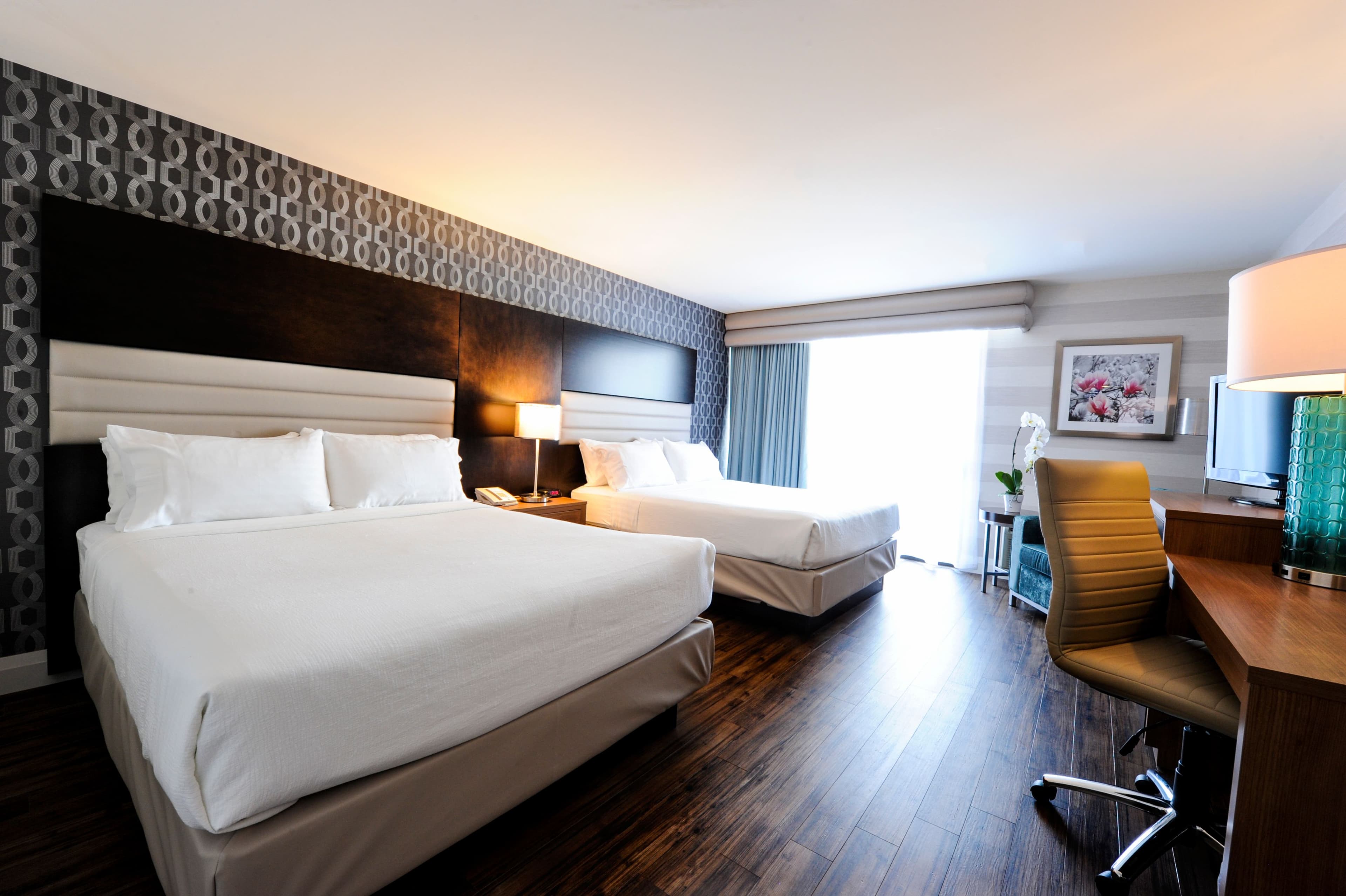 Holiday Inn Niagara Falls - by the Falls — 13