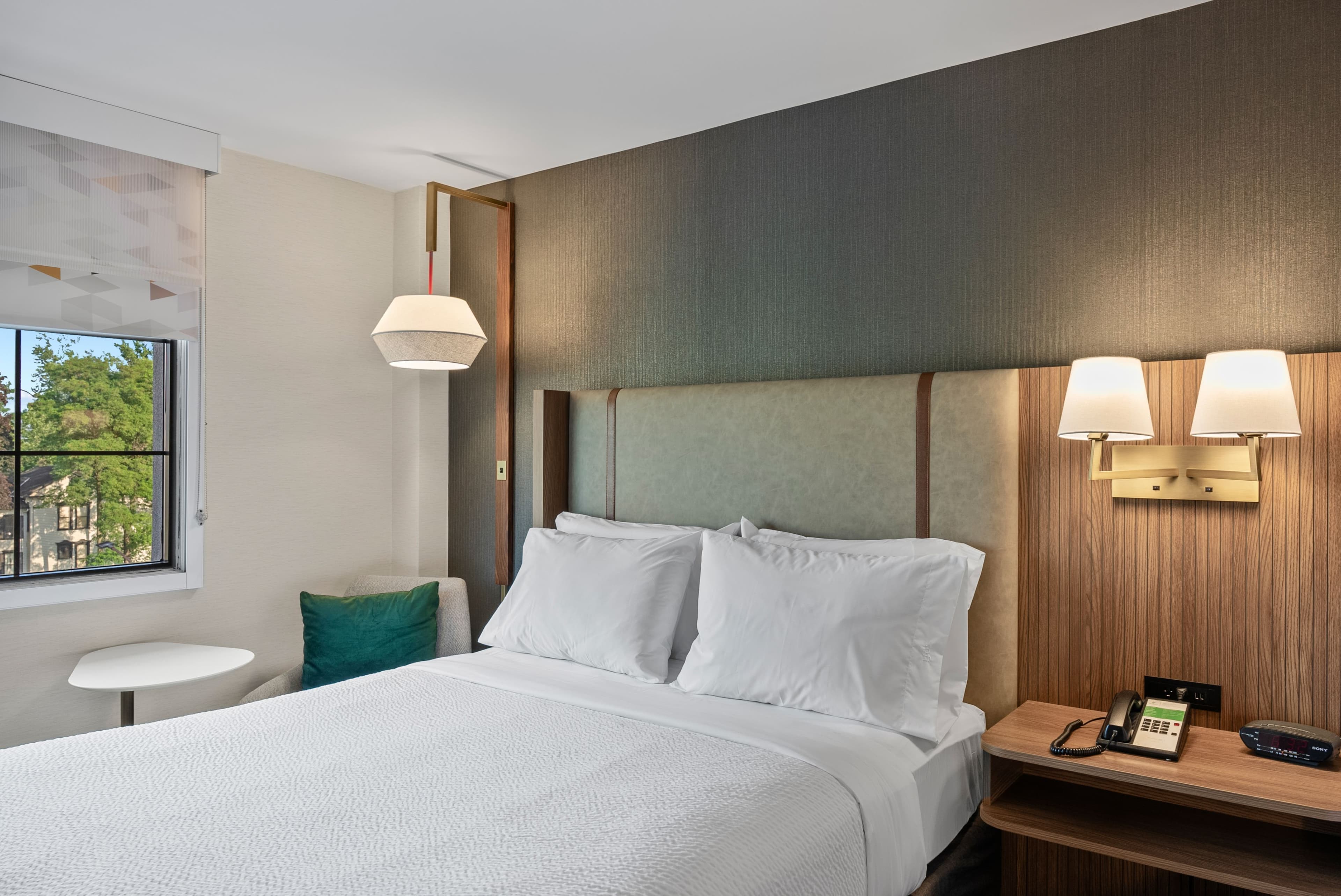 Standard Room - Image 7