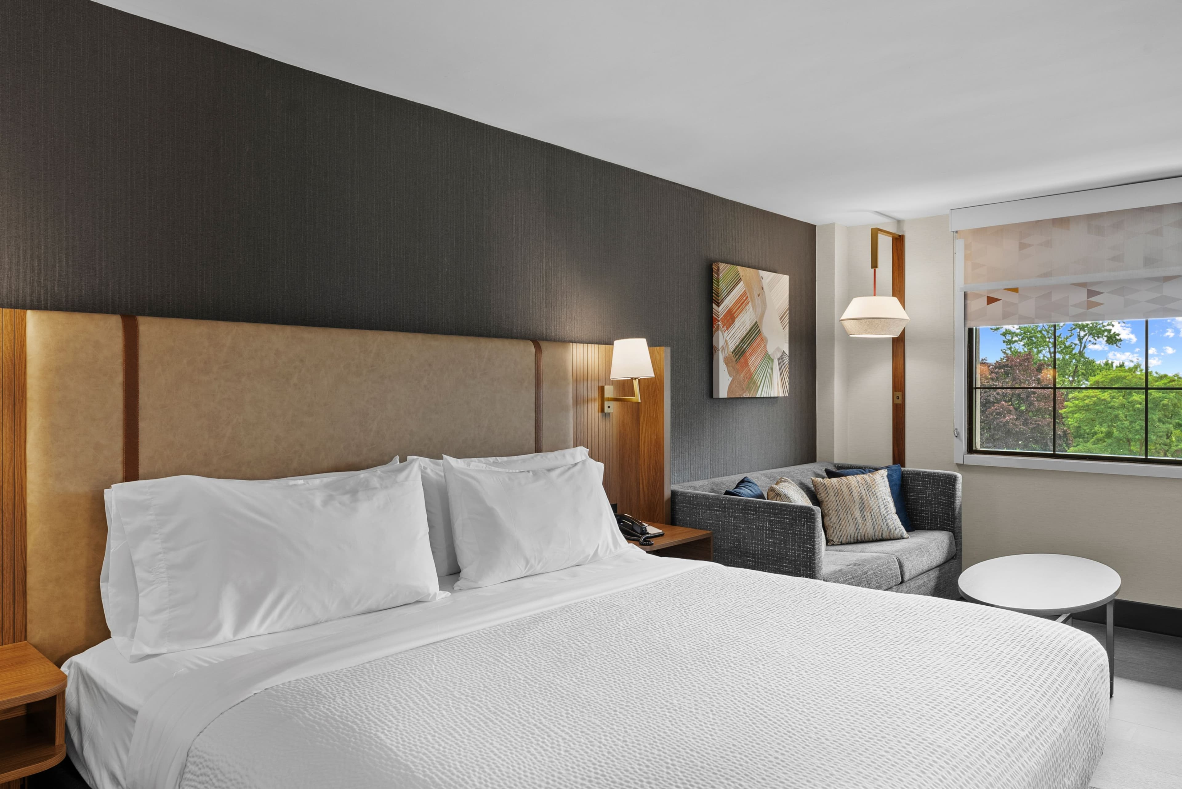 Holiday Inn Niagara Falls State Park Entry — 29